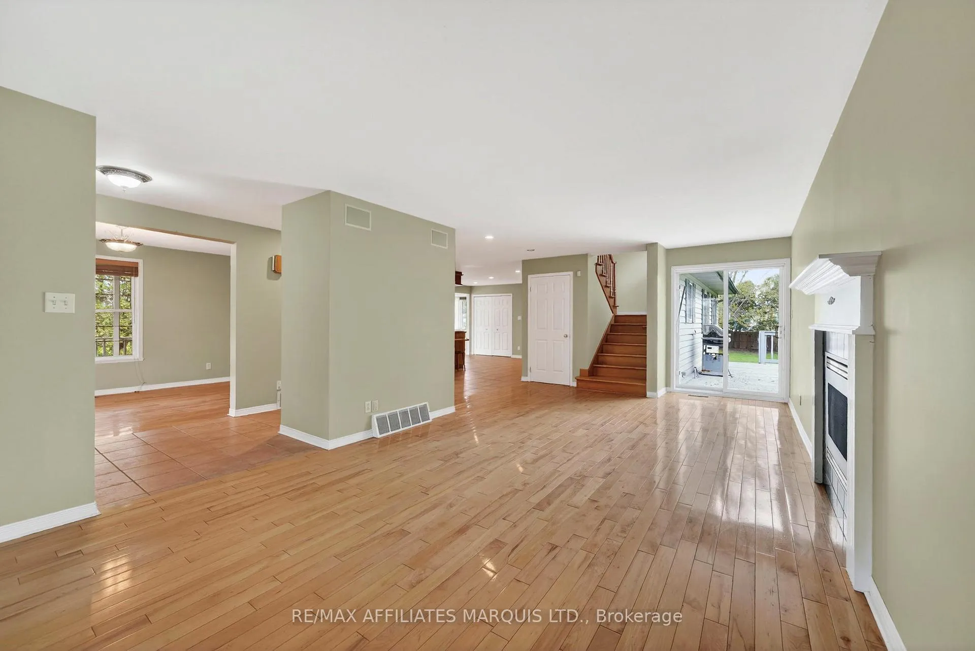 Photo 12 of 315 Eleventh Street E, Cornwall — HOMEH