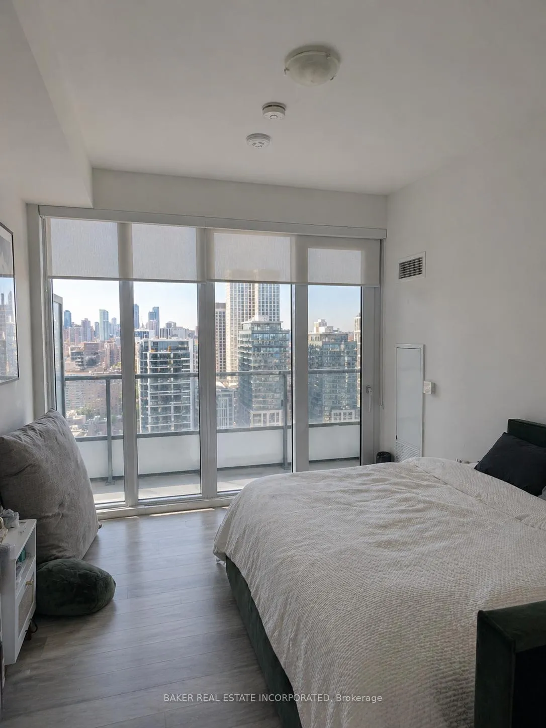 Photo 5 of Unit 2102, 70 Princess Street, Toronto, Moss Park — HOMEH