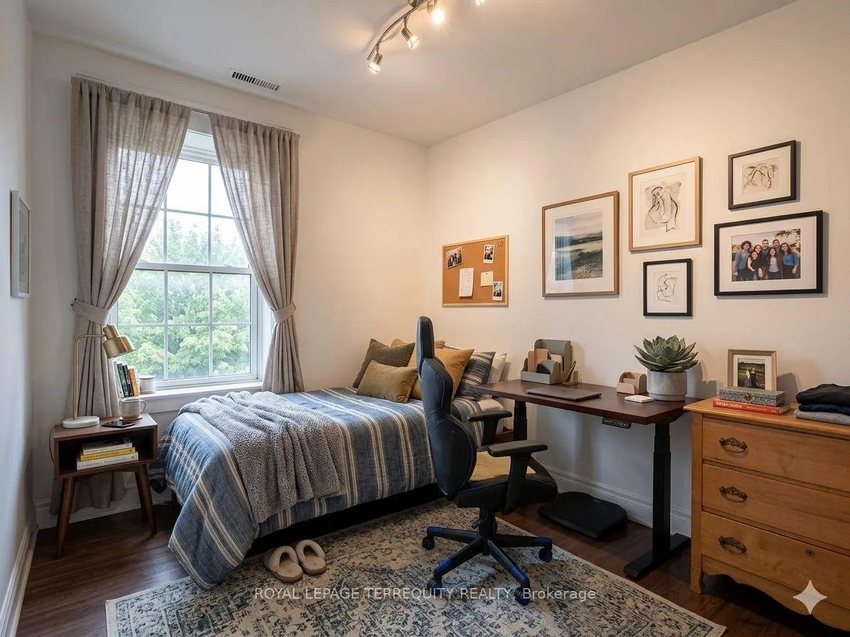 Photo 14 of Unit Unit 2, 8 Webster Avenue, Toronto, The Annex — HOMEH