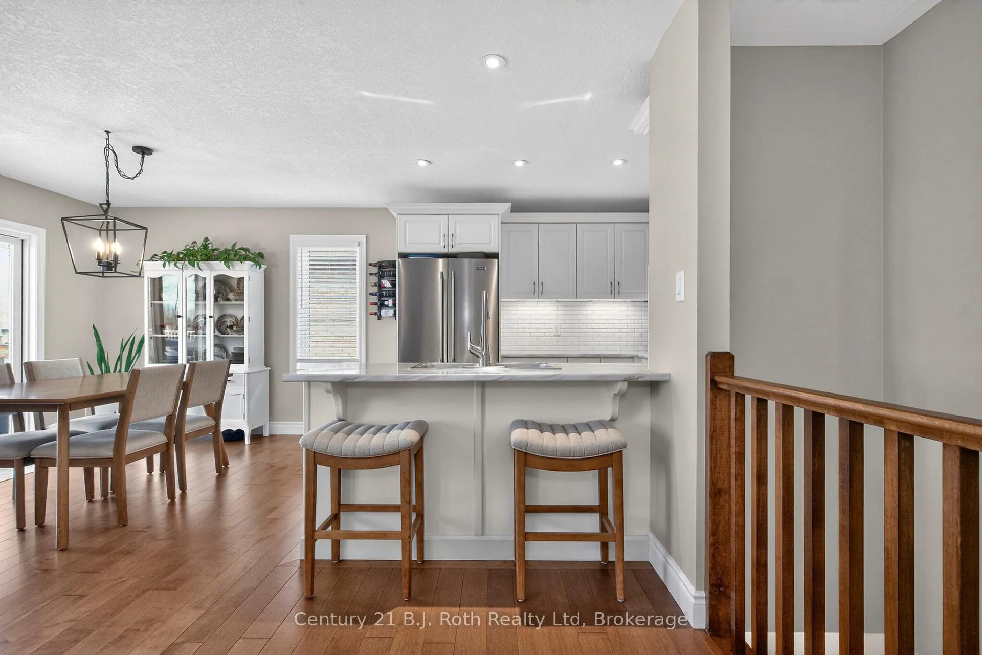 Photo 6 of 24 Hunter Avenue, Tay, Victoria Harbour — HOMEH