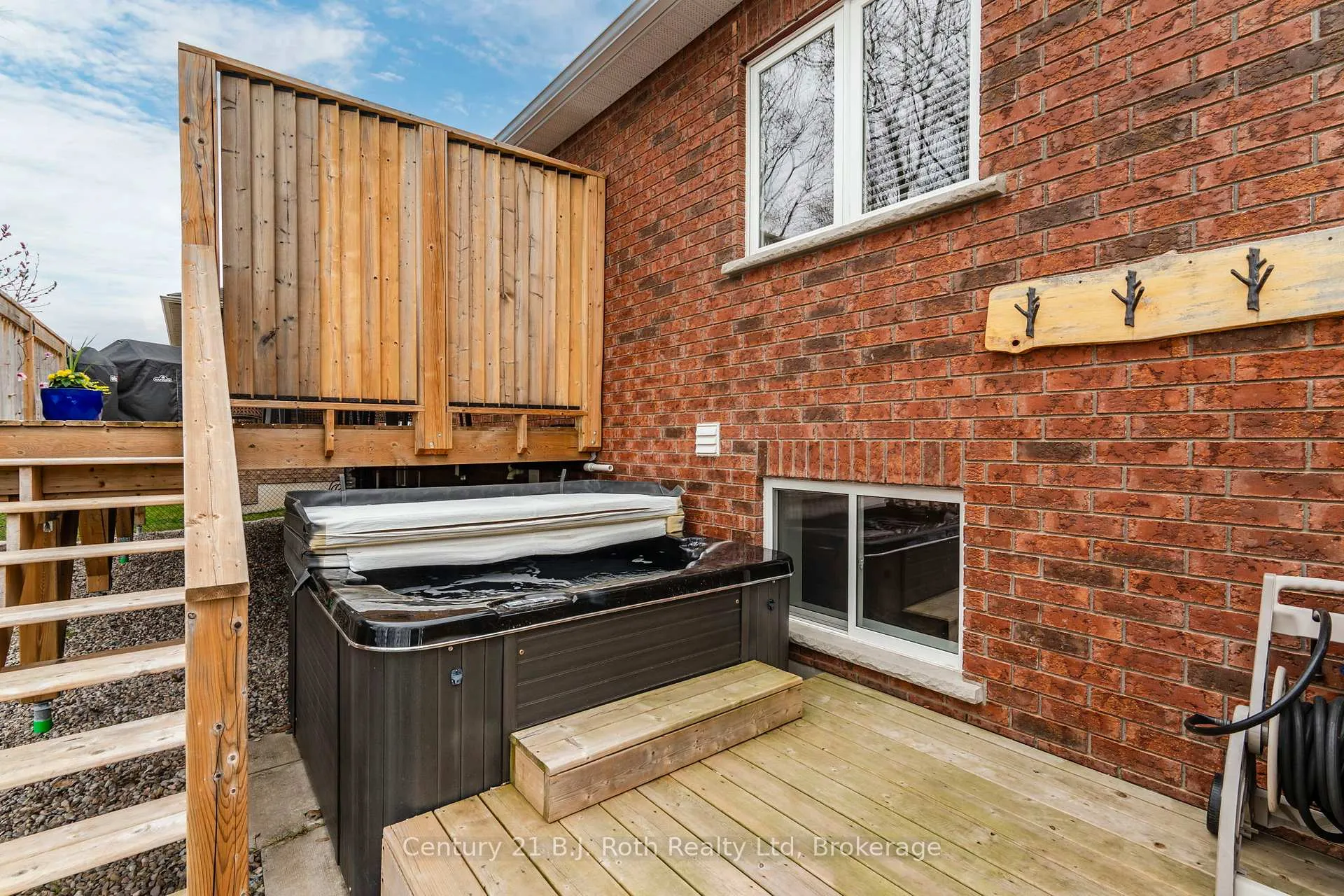 Photo 35 of 24 Hunter Avenue, Tay, Victoria Harbour — HOMEH