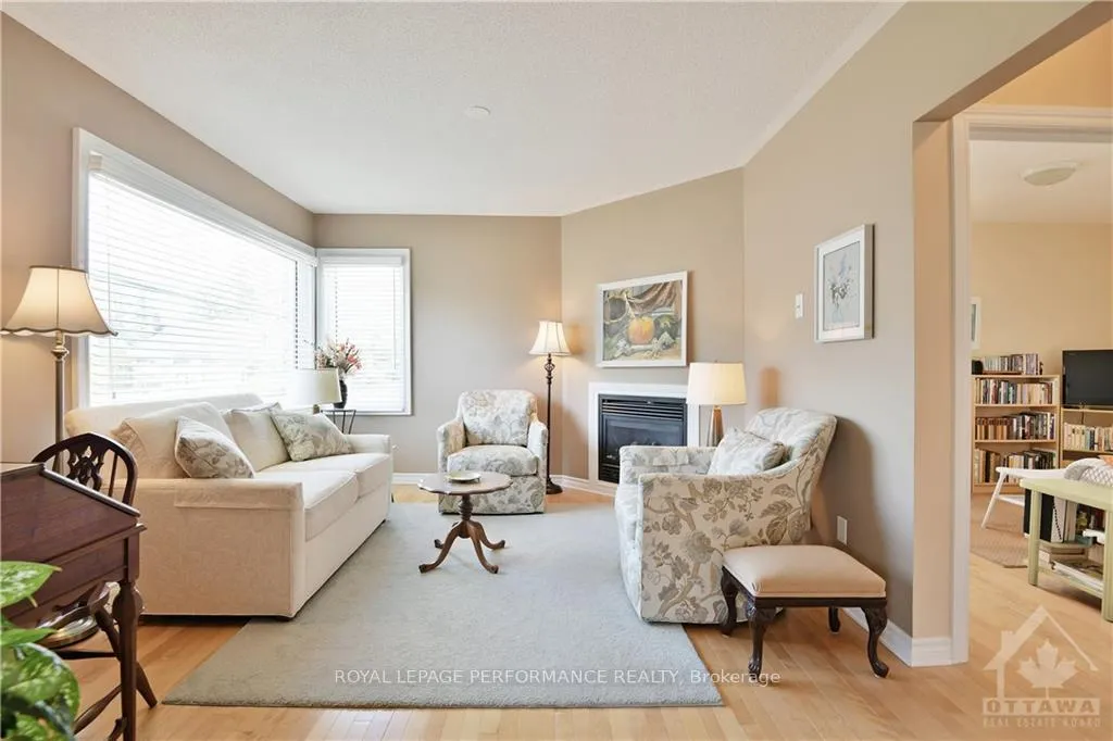 Photo 4 of 1707 Edge Hill Place, Ottawa, Ridgemont — HOMEH