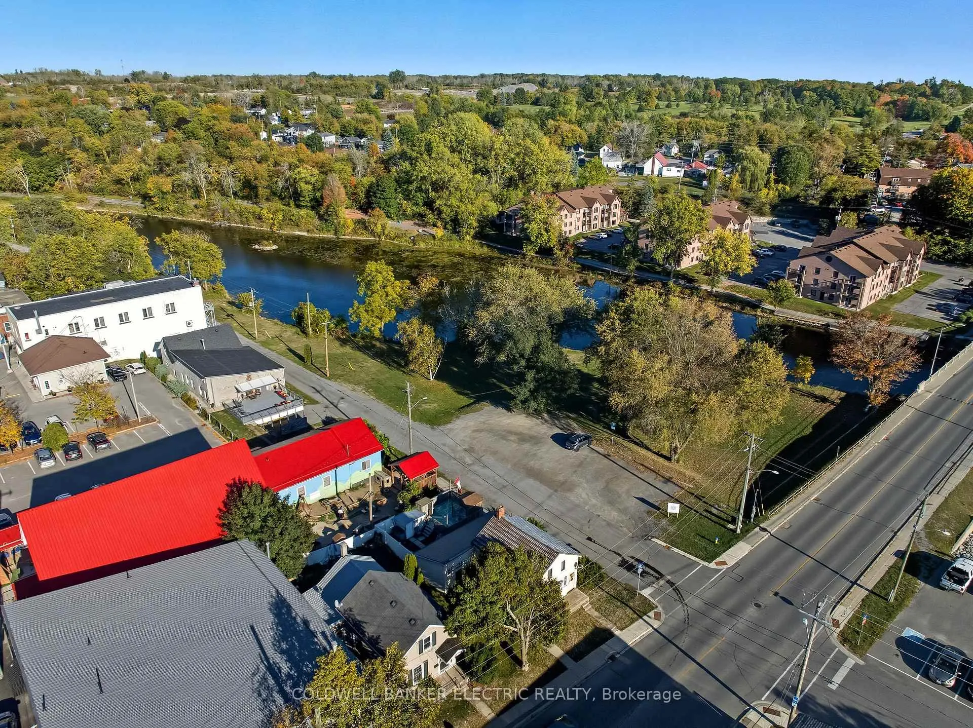 Photo 18 of 59 Centre Street N, Greater Napanee — HOMEH