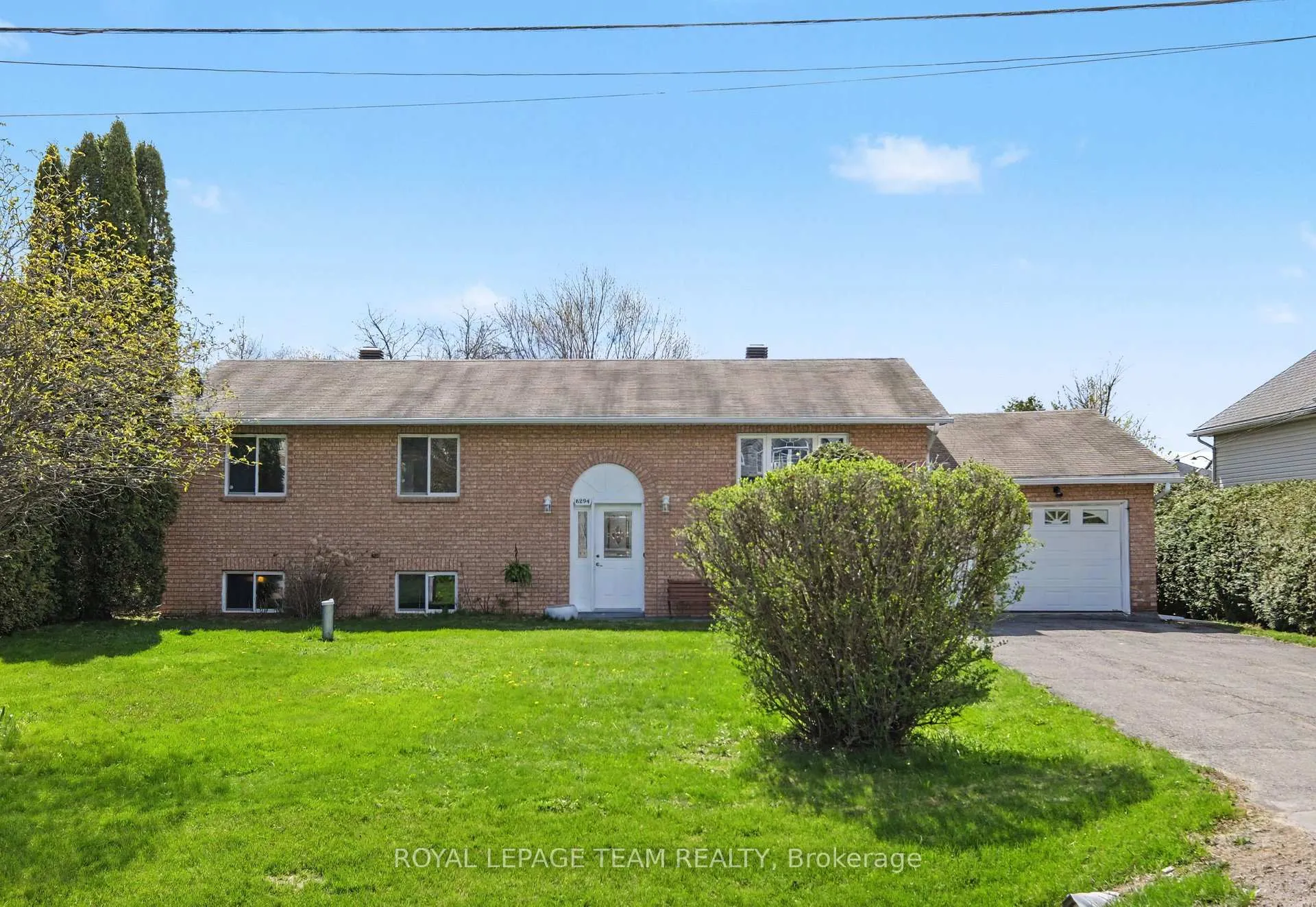 Photo 1 of 6294 Ottawa Street, Ottawa, Richmond — HOMEH