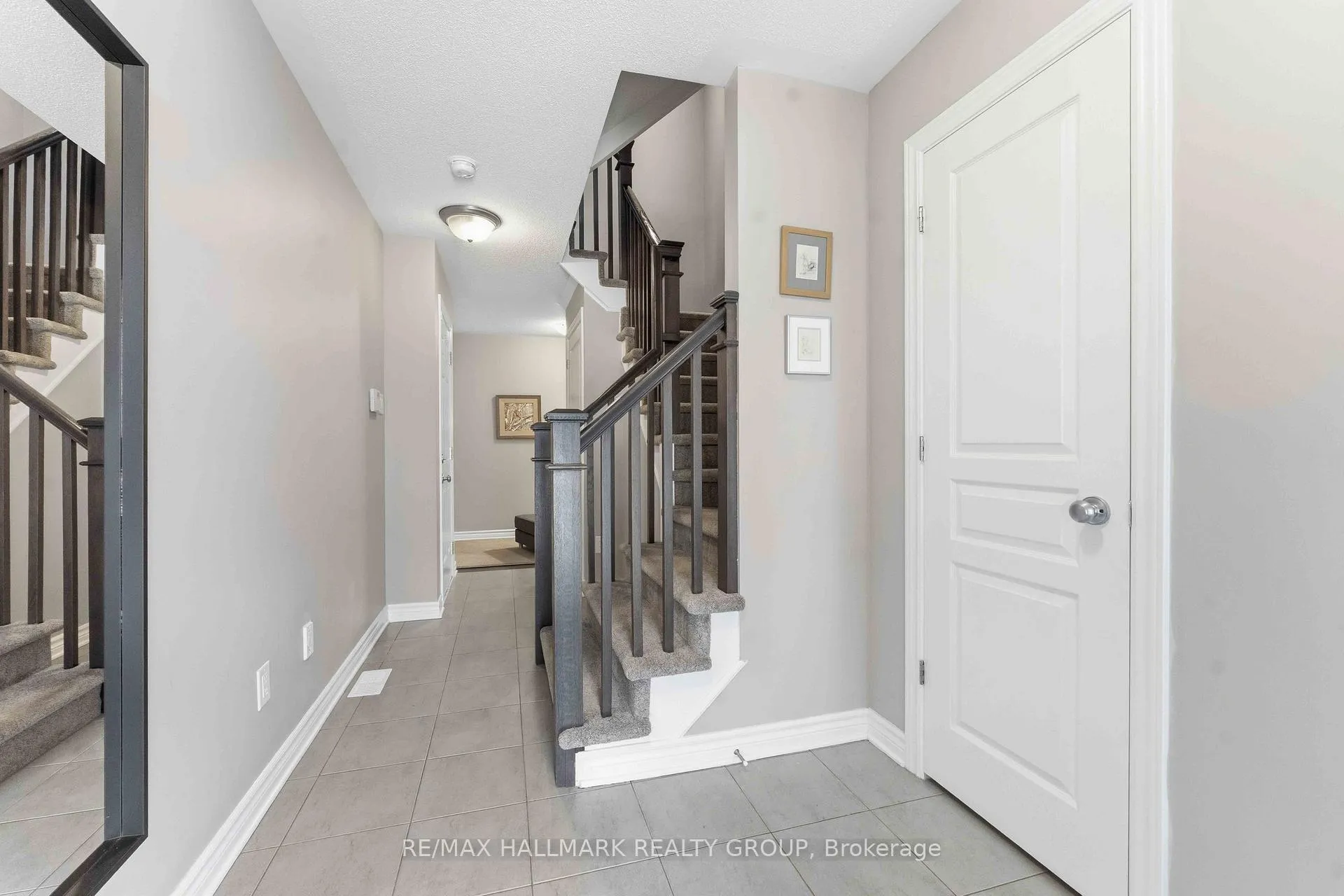 Photo 4 of 107 Wild Senna Way, Ottawa, Barrhaven - Longfields — HOMEH
