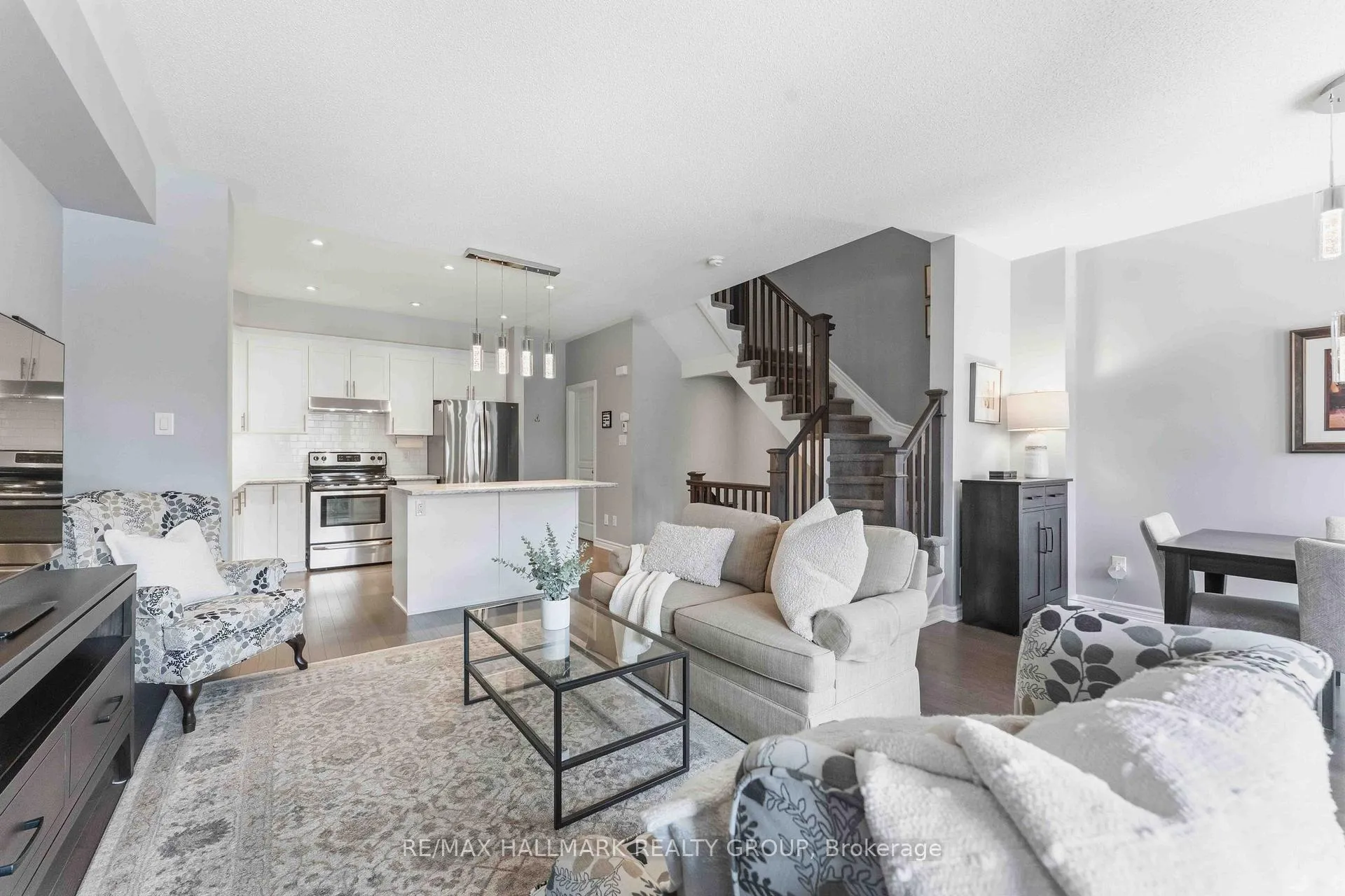 Photo 7 of 107 Wild Senna Way, Ottawa, Barrhaven - Longfields — HOMEH