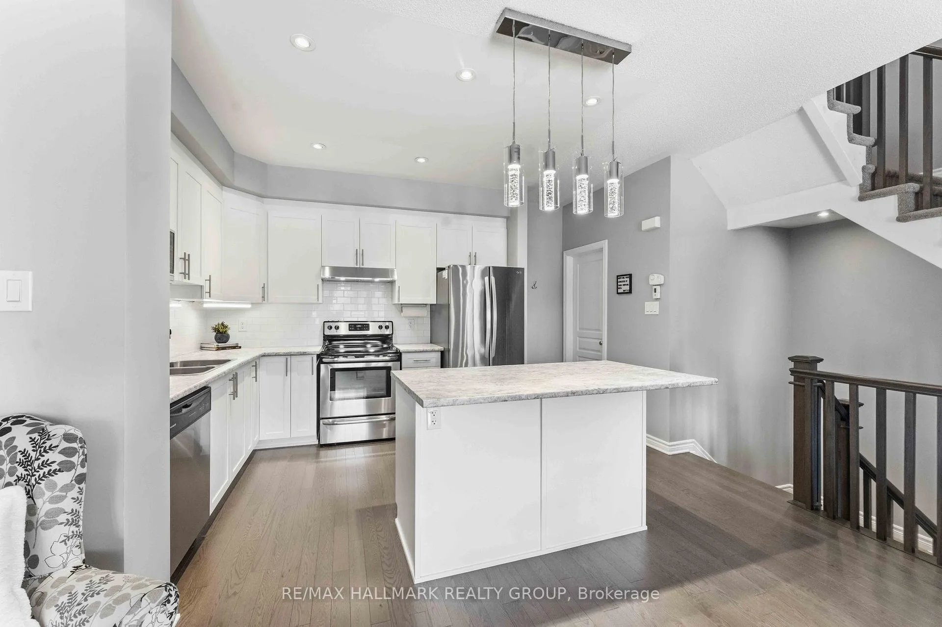 Photo 18 of 107 Wild Senna Way, Ottawa, Barrhaven - Longfields — HOMEH