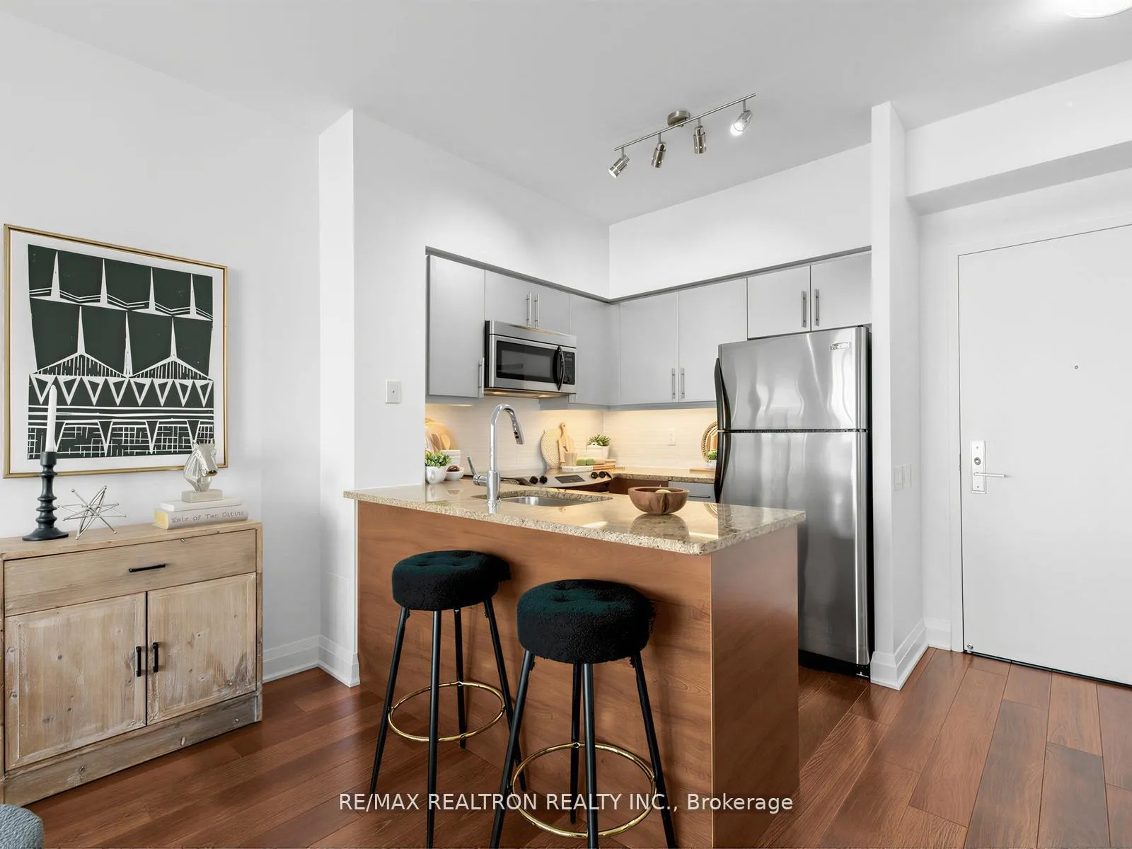 Photo 15 of Unit 1101, 83 Redpath Avenue, Toronto, Mount Pleasant West — HOMEH