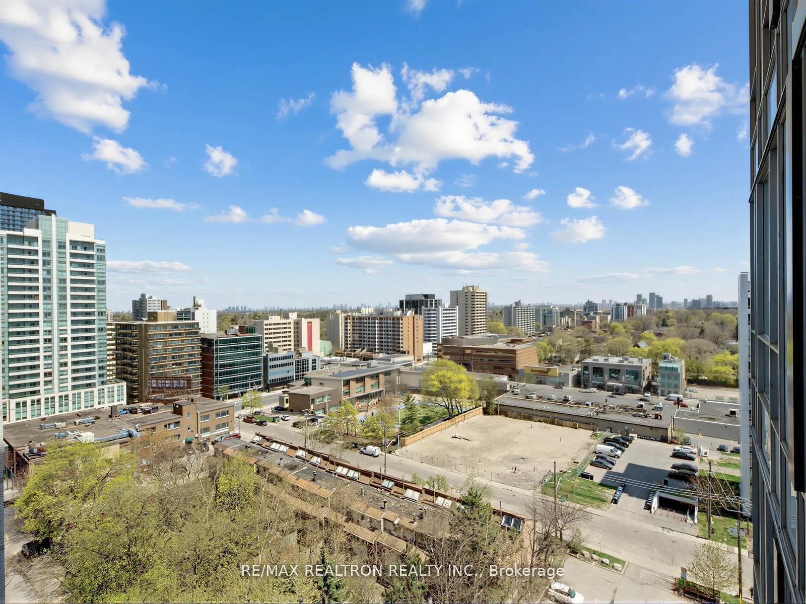 Photo 25 of Unit 1101, 83 Redpath Avenue, Toronto, Mount Pleasant West — HOMEH