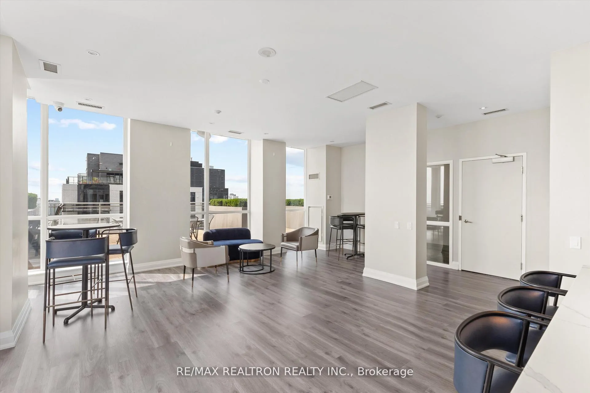 Photo 35 of Unit 1101, 83 Redpath Avenue, Toronto, Mount Pleasant West — HOMEH