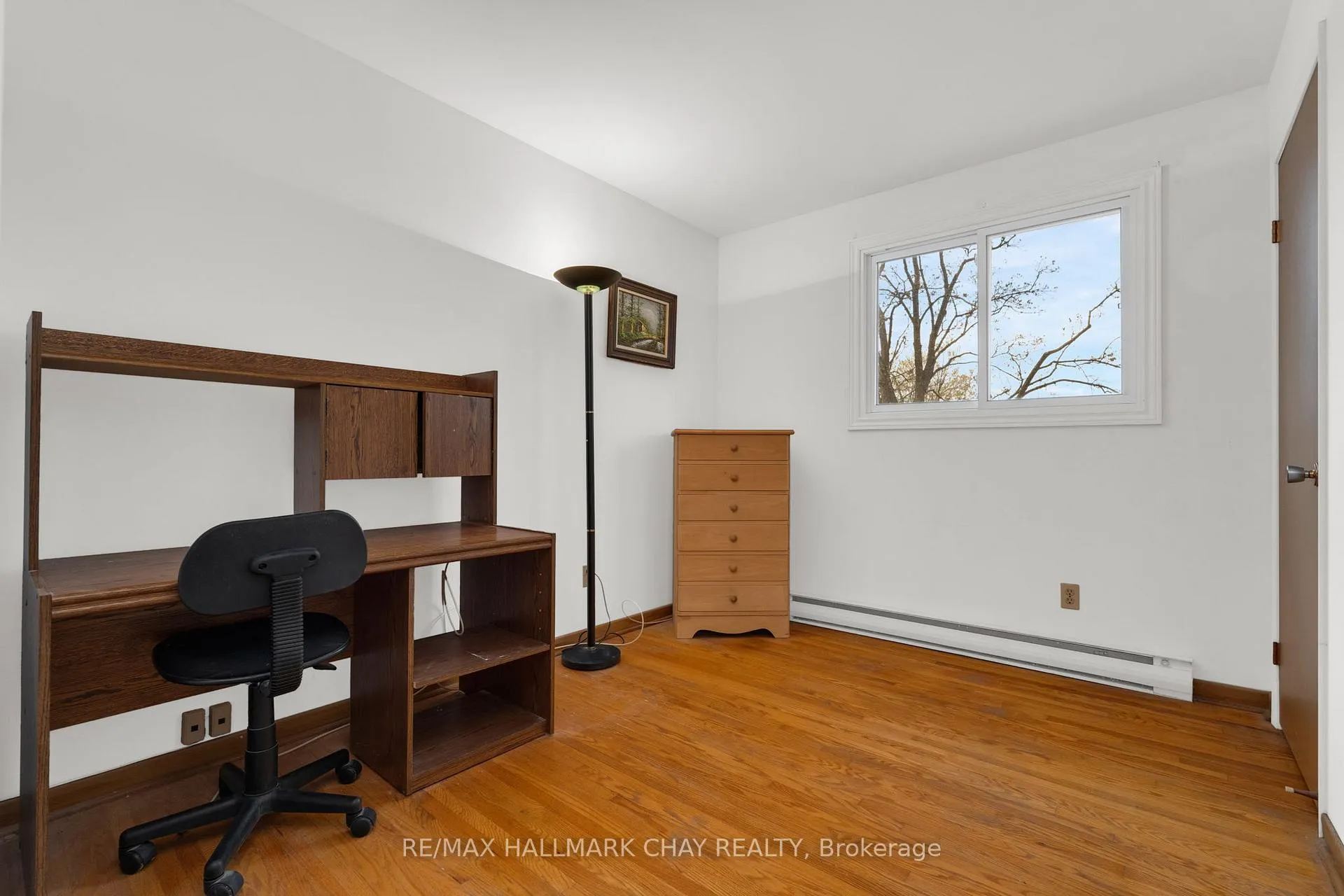 Photo 14 of 33 Davies Crescent, Barrie, Grove East — HOMEH