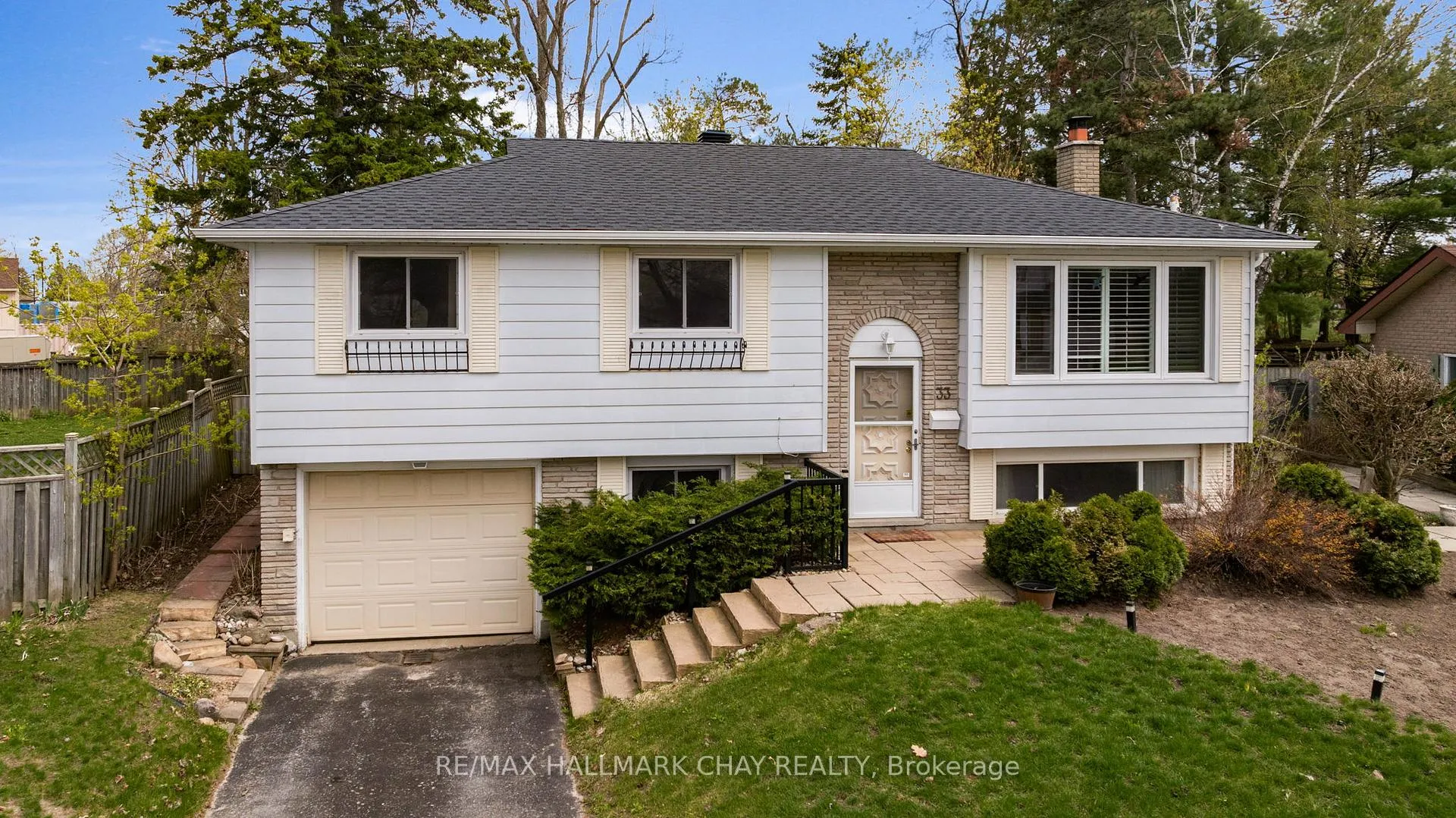 Photo 32 of 33 Davies Crescent, Barrie, Grove East — HOMEH