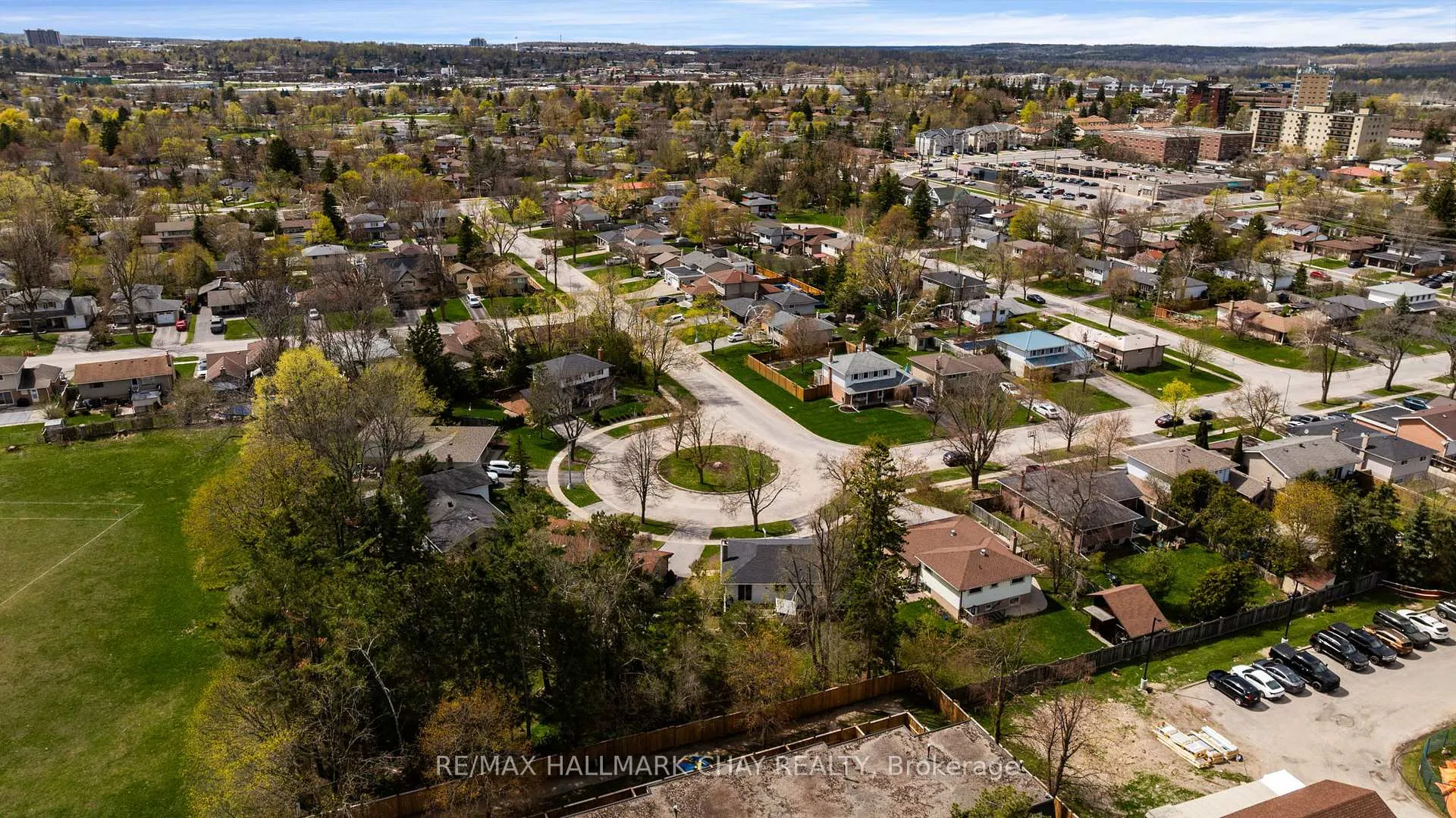 Photo 36 of 33 Davies Crescent, Barrie, Grove East — HOMEH