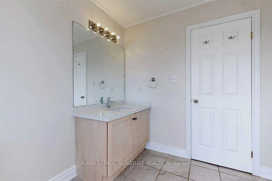 Photo 27 of 9 Sydenham Wells, Barrie, 400 East — HOMEH