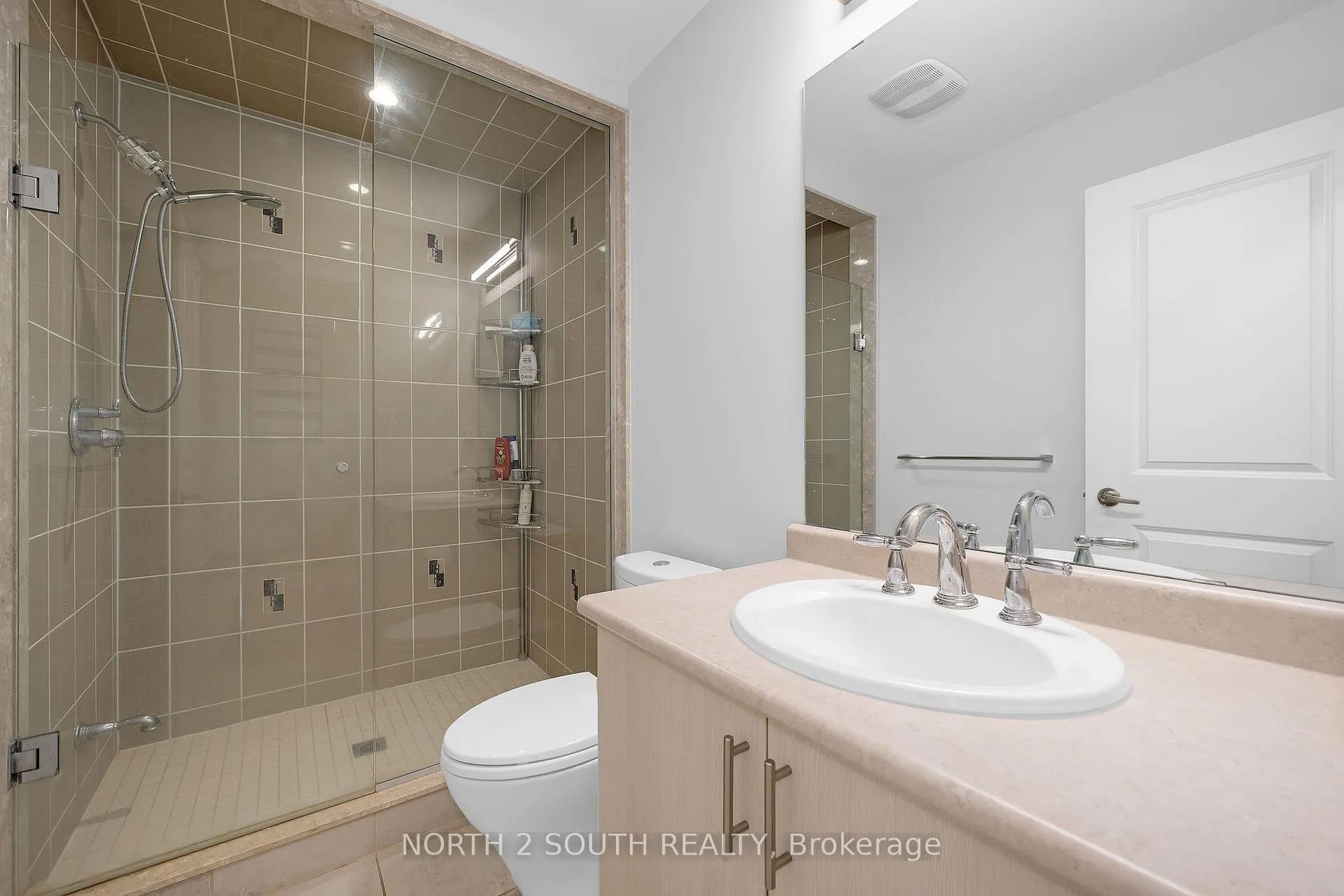 Photo 7 of 25 Aylin Crescent, Vaughan, Patterson — HOMEH