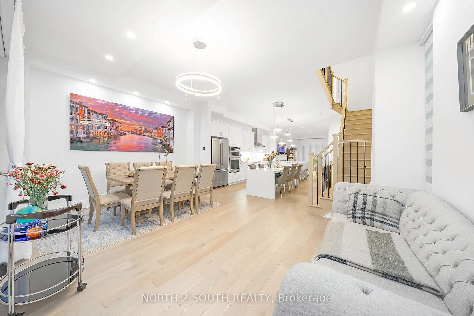 Photo 22 of 25 Aylin Crescent, Vaughan, Patterson — HOMEH