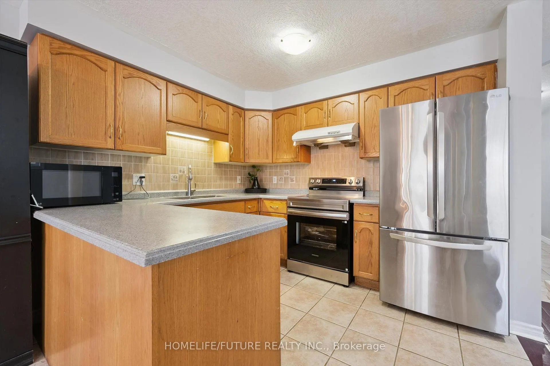 Photo 19 of 22 Darnell Road, Guelph, Kortright West — HOMEH