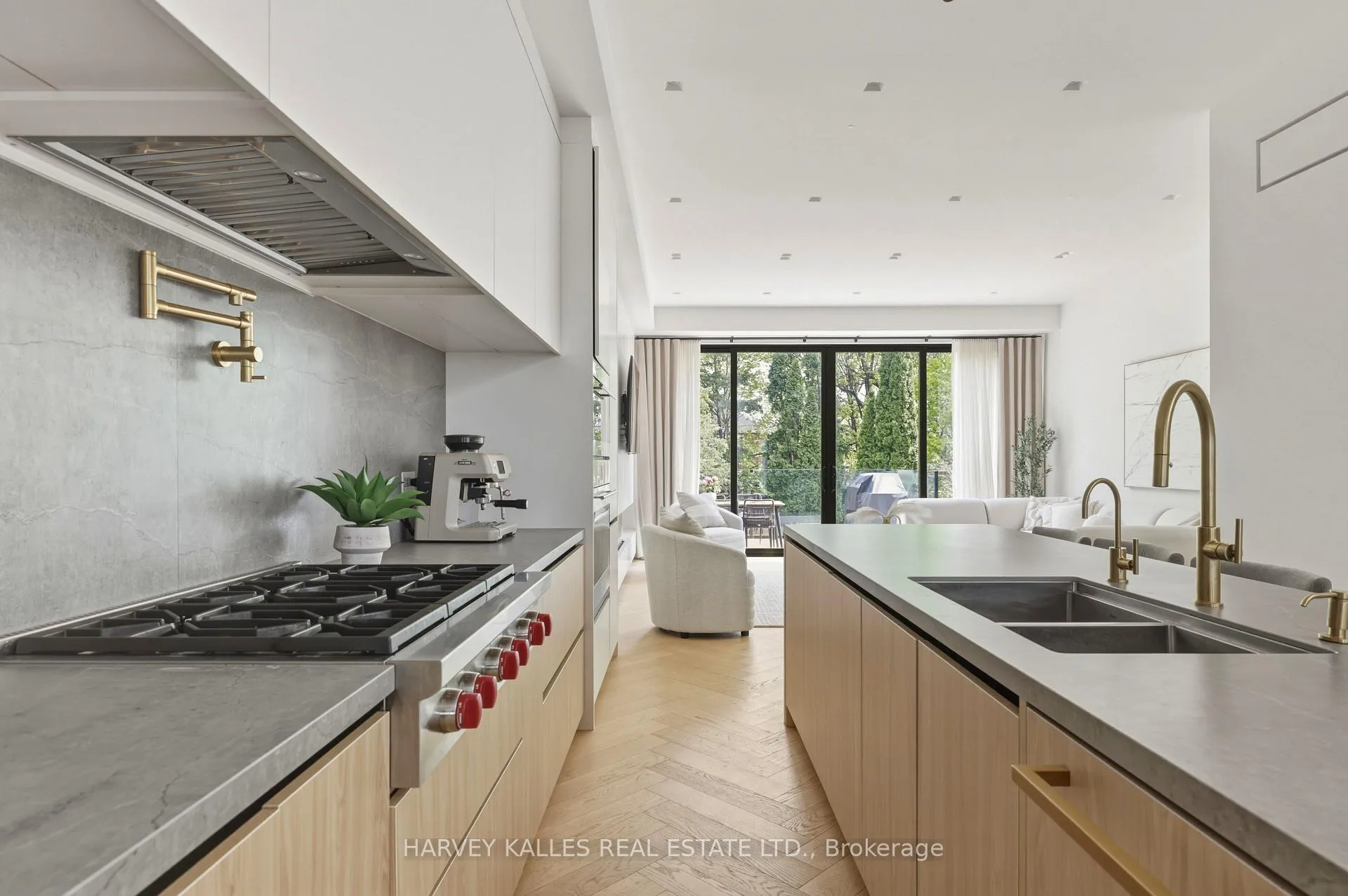Photo 12 of 261 St Germain Avenue, Toronto, Lawrence Park North — HOMEH