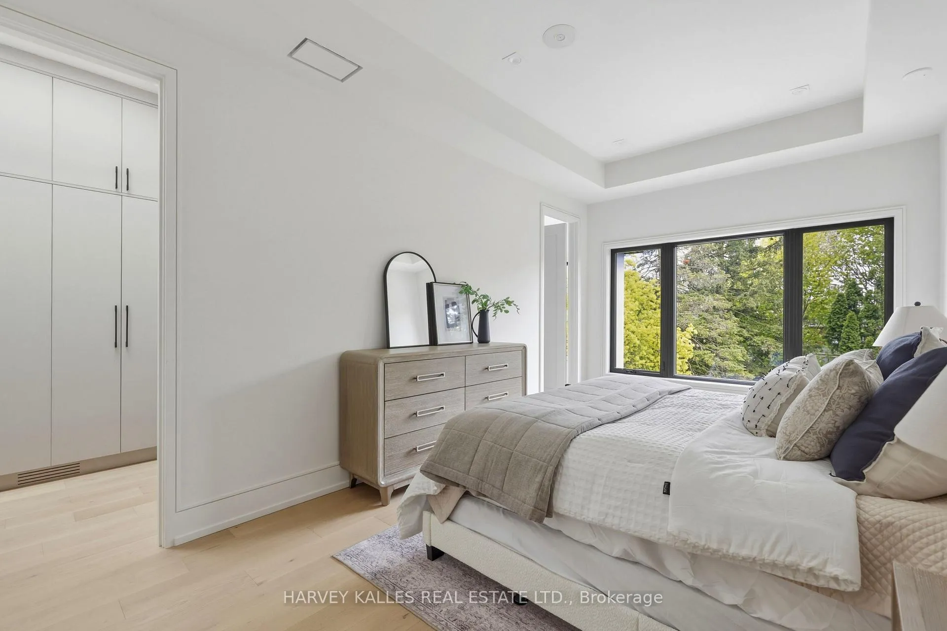 Photo 29 of 261 St Germain Avenue, Toronto, Lawrence Park North — HOMEH