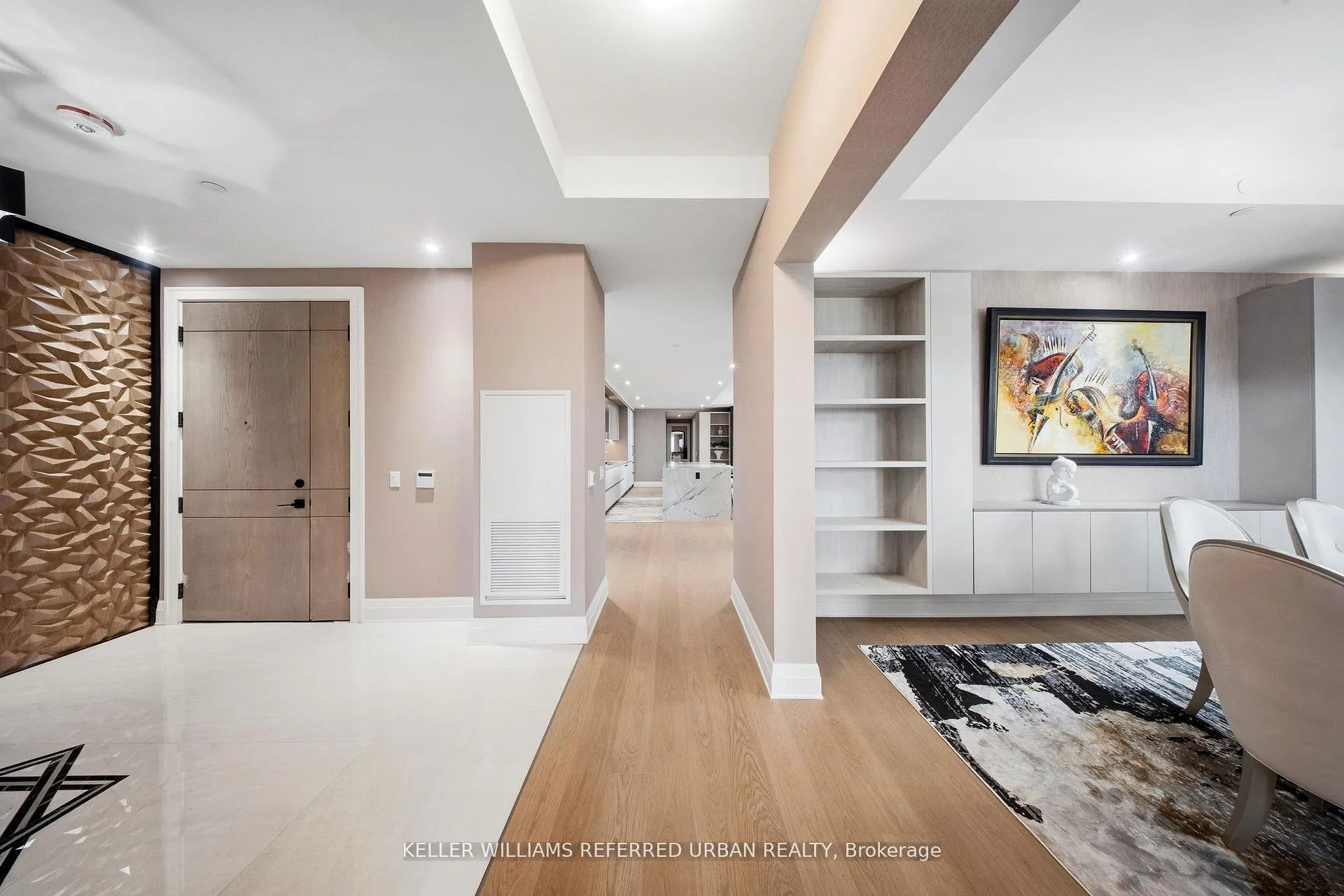 Photo 5 of Unit 607, 2 Forest Hill Road, Toronto, Casa Loma — HOMEH