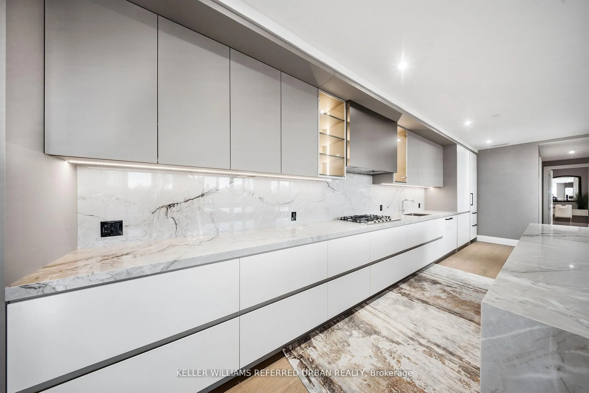 Photo 17 of Unit 607, 2 Forest Hill Road, Toronto, Casa Loma — HOMEH