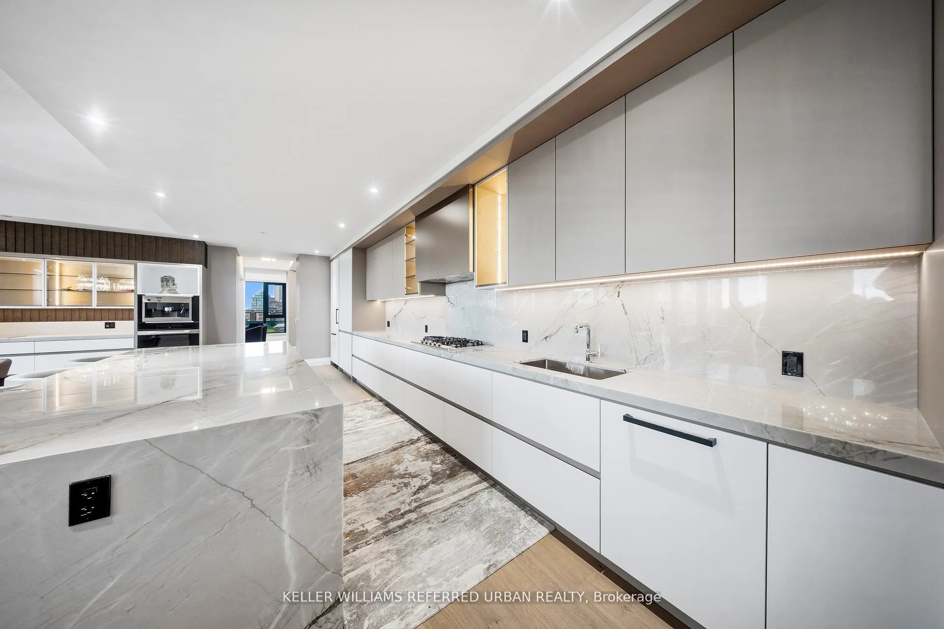 Photo 18 of Unit 607, 2 Forest Hill Road, Toronto, Casa Loma — HOMEH