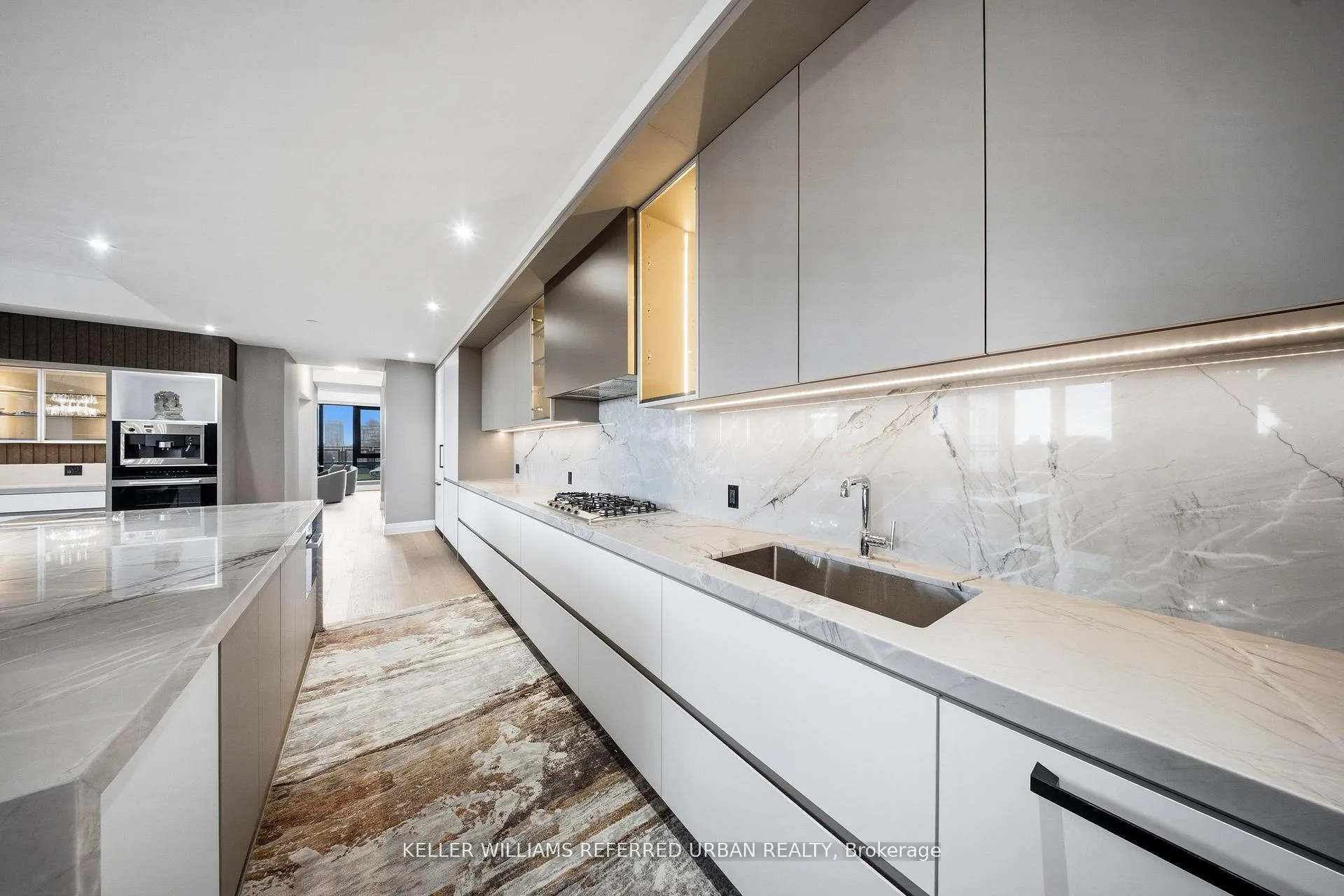 Photo 23 of Unit 607, 2 Forest Hill Road, Toronto, Casa Loma — HOMEH
