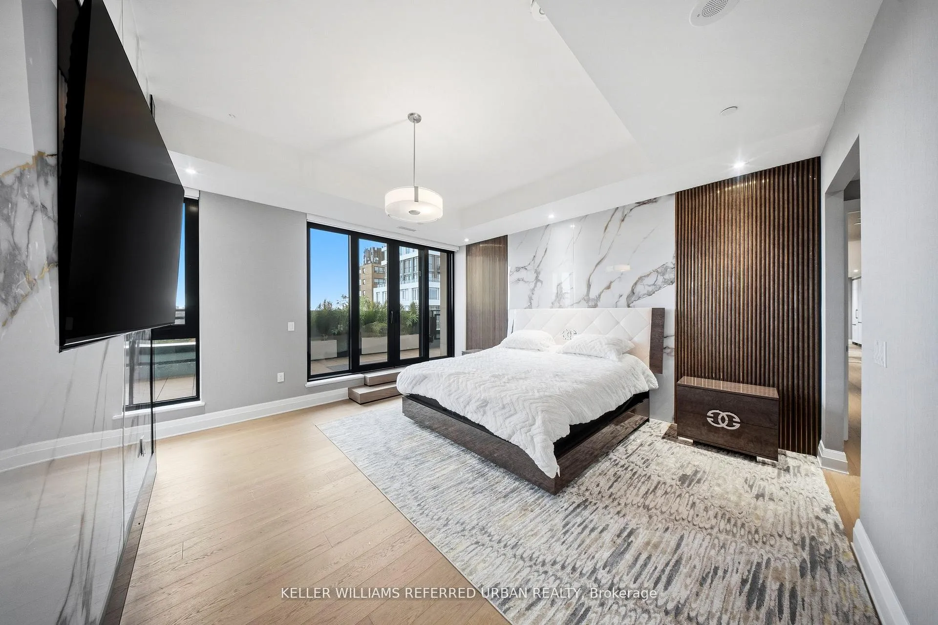 Photo 33 of Unit 607, 2 Forest Hill Road, Toronto, Casa Loma — HOMEH