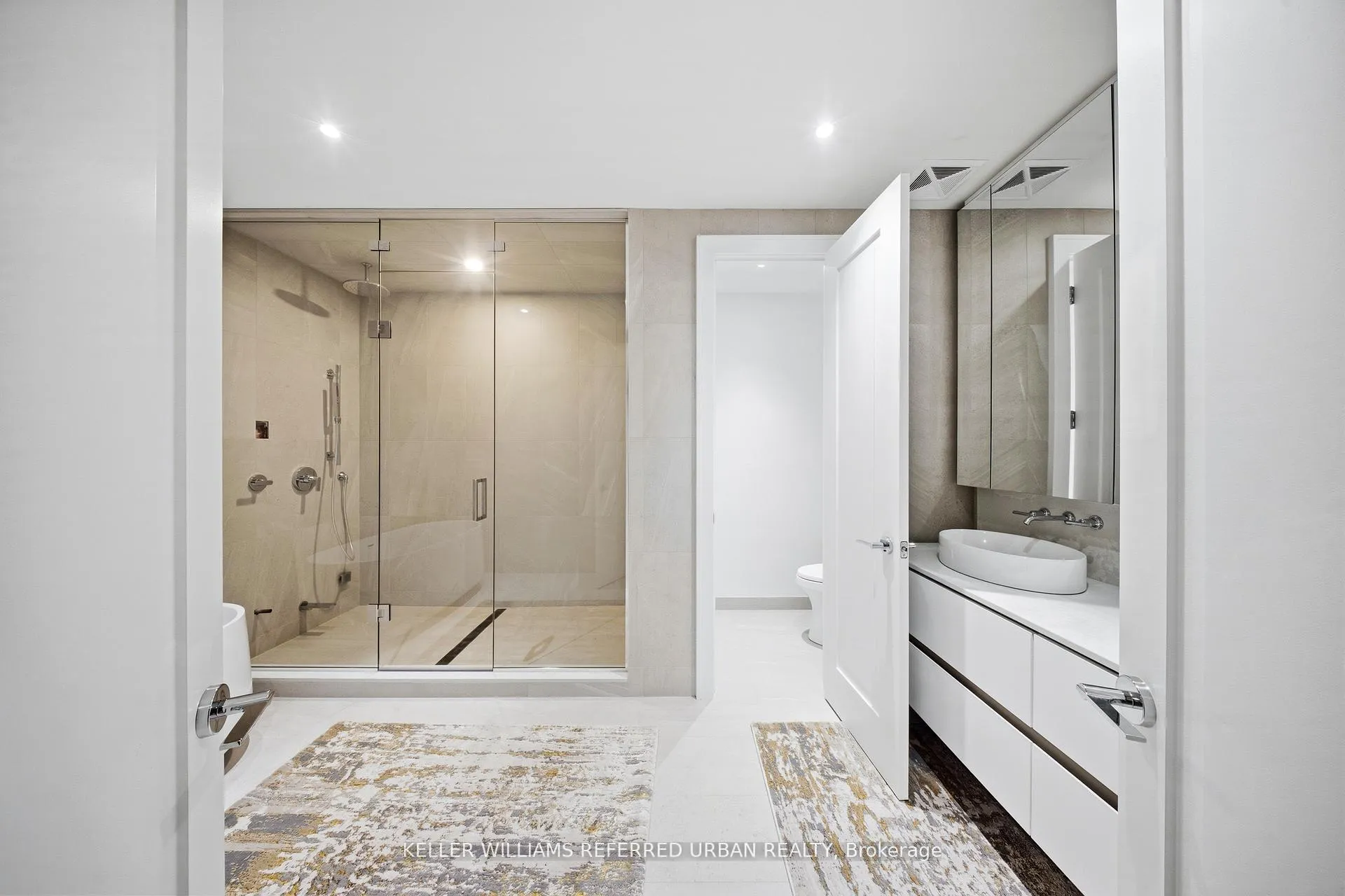Photo 37 of Unit 607, 2 Forest Hill Road, Toronto, Casa Loma — HOMEH