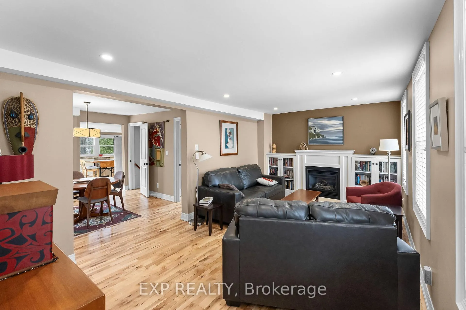 Photo 13 of 4158 Bridgeport Drive, Lincoln, Lincoln-Jordan/Vineland — HOMEH
