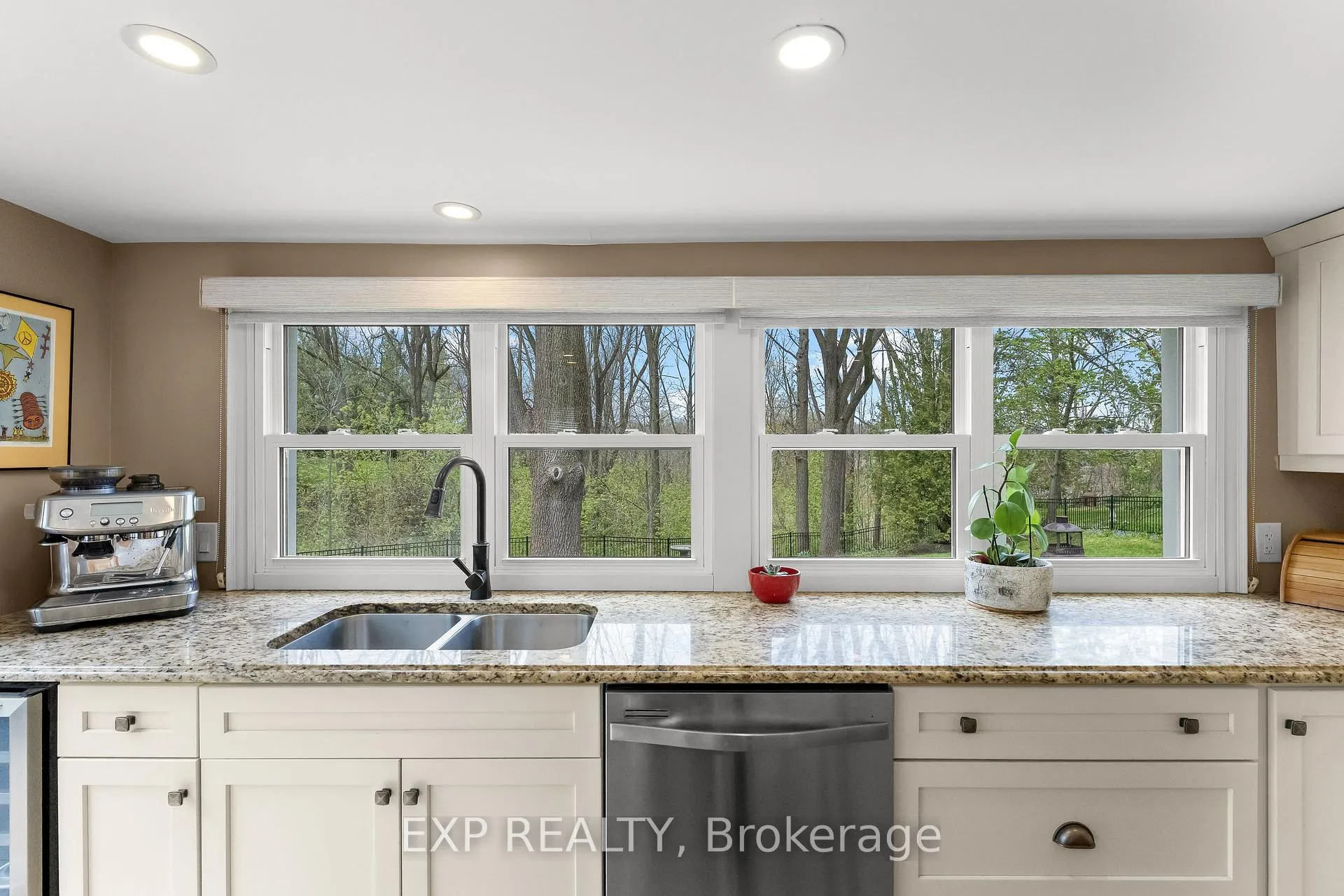 Photo 18 of 4158 Bridgeport Drive, Lincoln, Lincoln-Jordan/Vineland — HOMEH