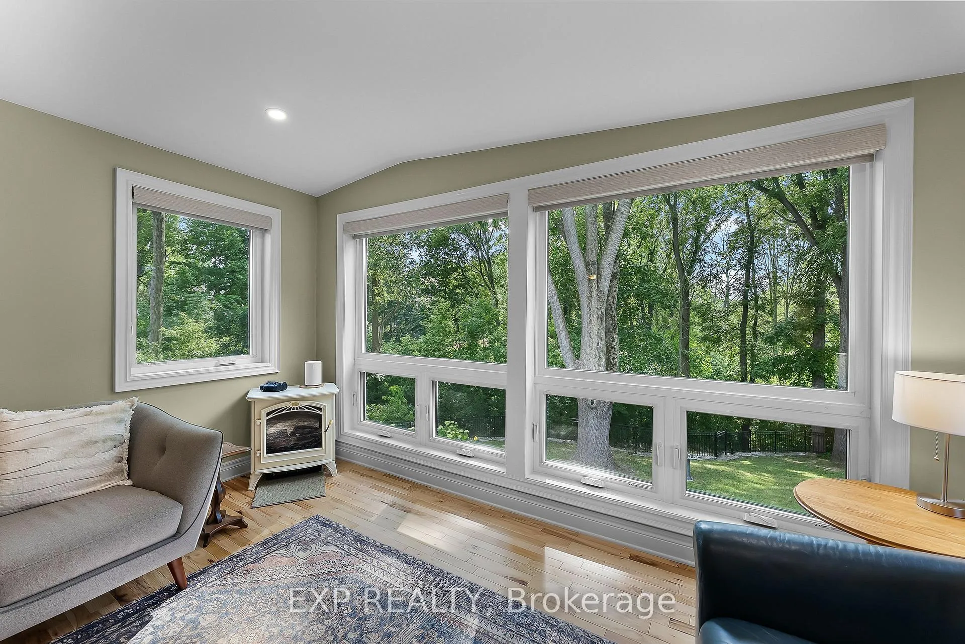 Photo 33 of 4158 Bridgeport Drive, Lincoln, Lincoln-Jordan/Vineland — HOMEH