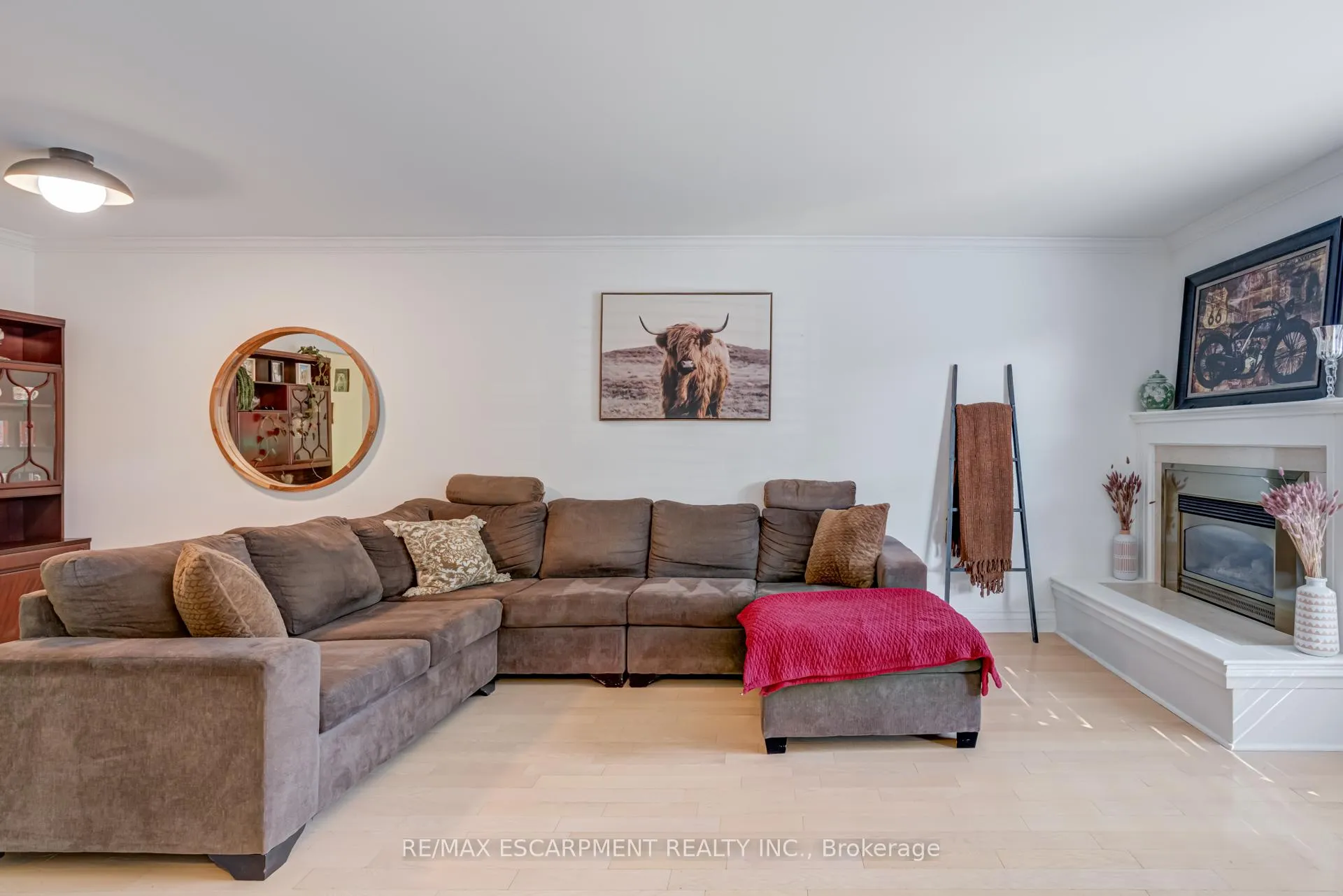 Photo 9 of Unit 5, 1560 Kerns Road, Burlington, Tyandaga — HOMEH