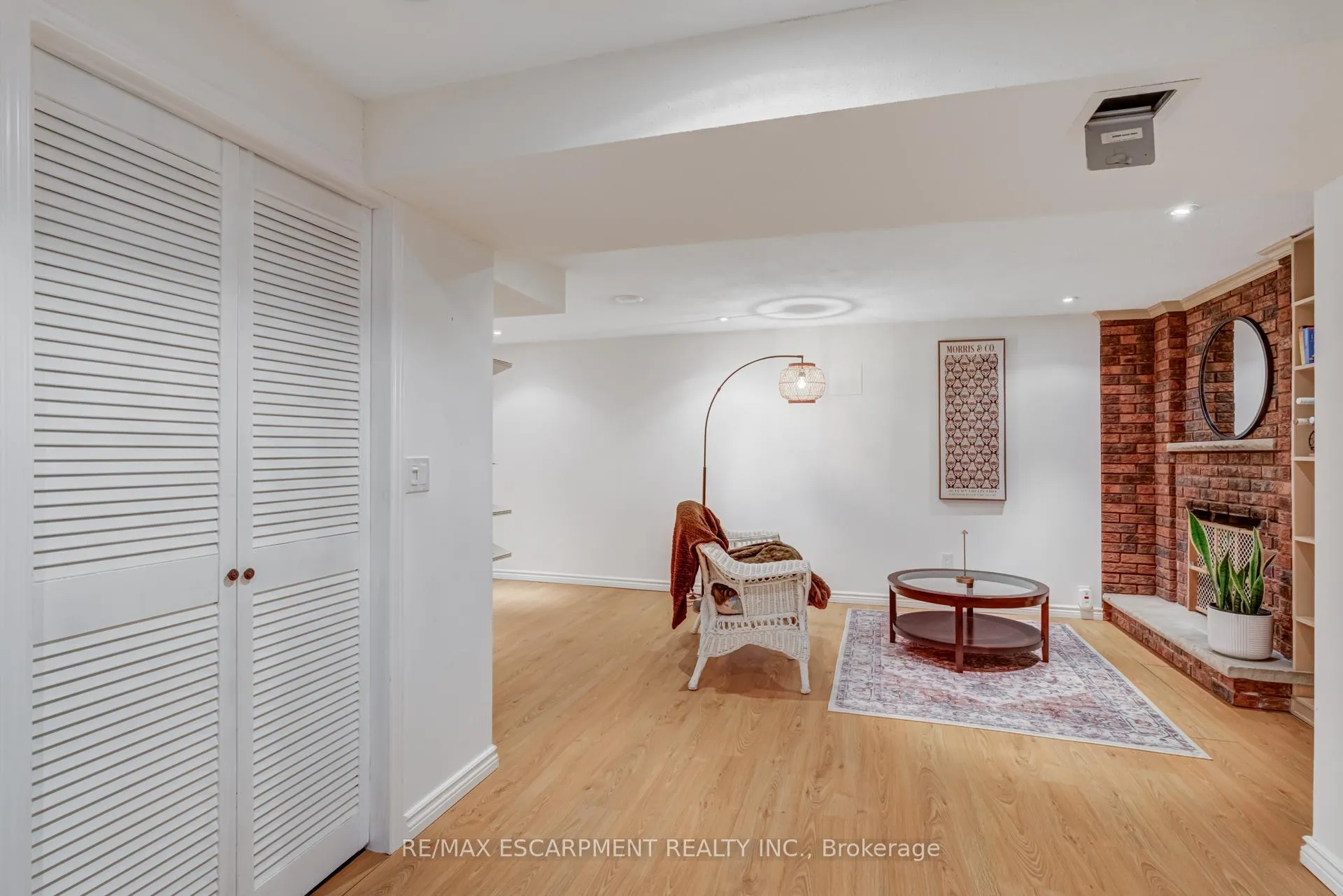Photo 32 of Unit 5, 1560 Kerns Road, Burlington, Tyandaga — HOMEH