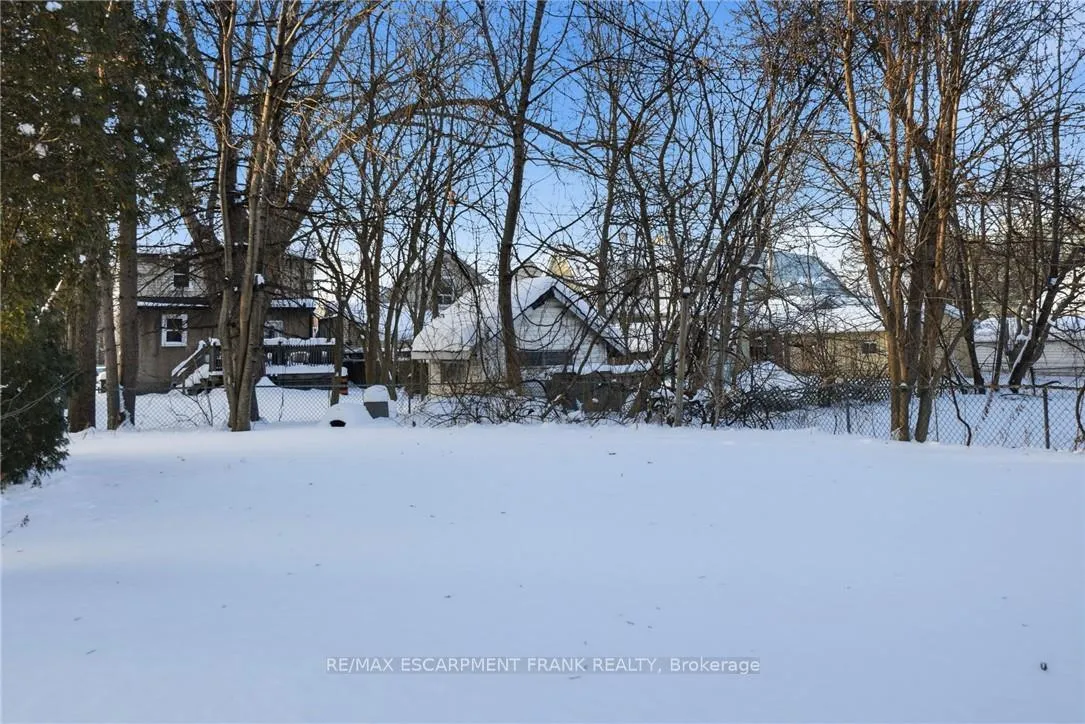 Photo 45 of 50 Broadway Avenue, Hamilton, Ainslie Wood — HOMEH