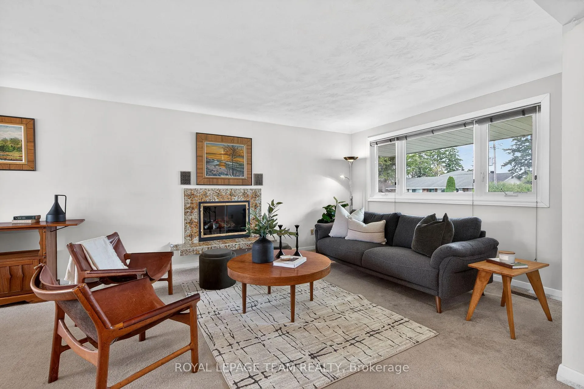 Photo 7 of 15 Donna Street, Ottawa, Meadowlands/Crestview — HOMEH