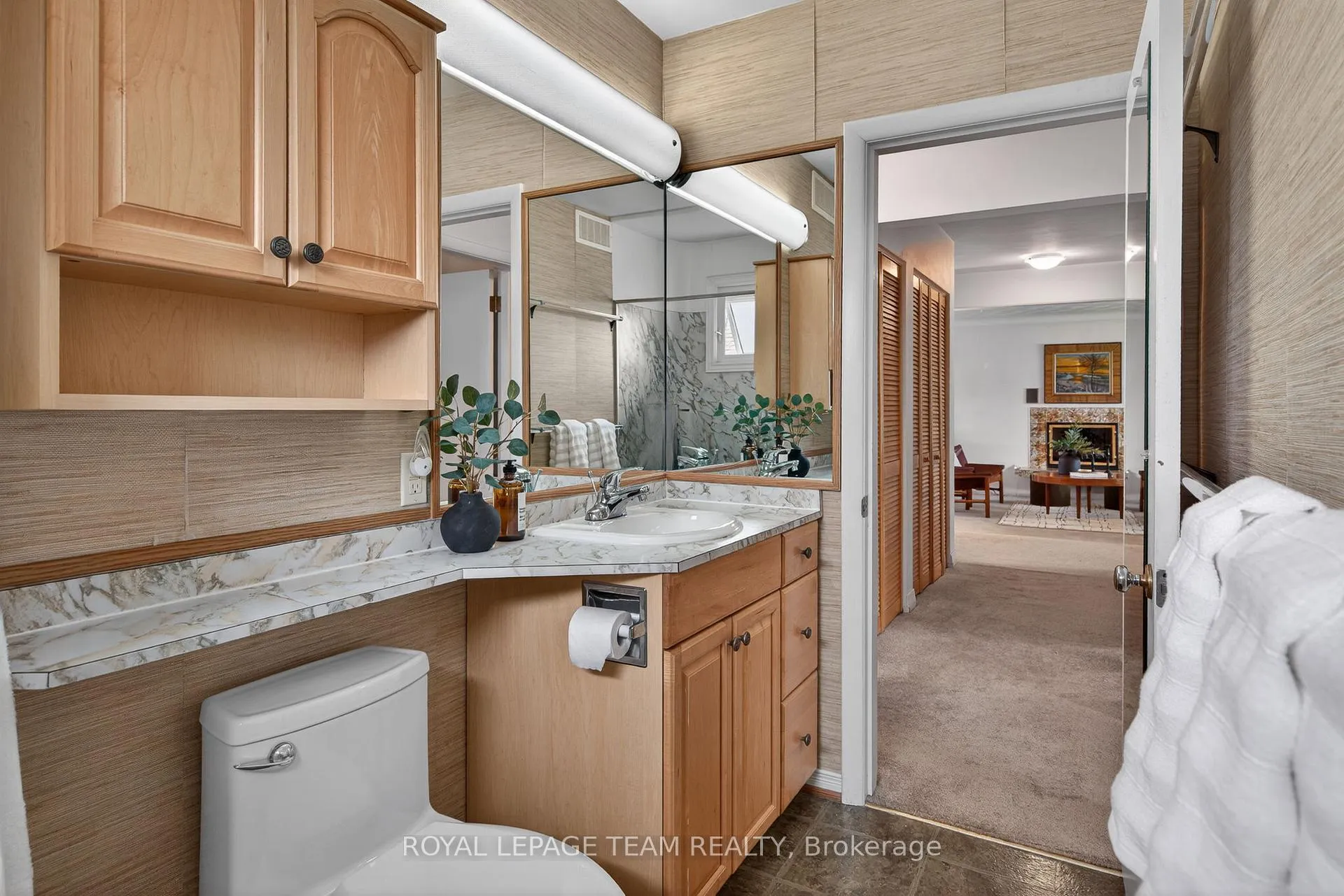 Photo 27 of 15 Donna Street, Ottawa, Meadowlands/Crestview — HOMEH