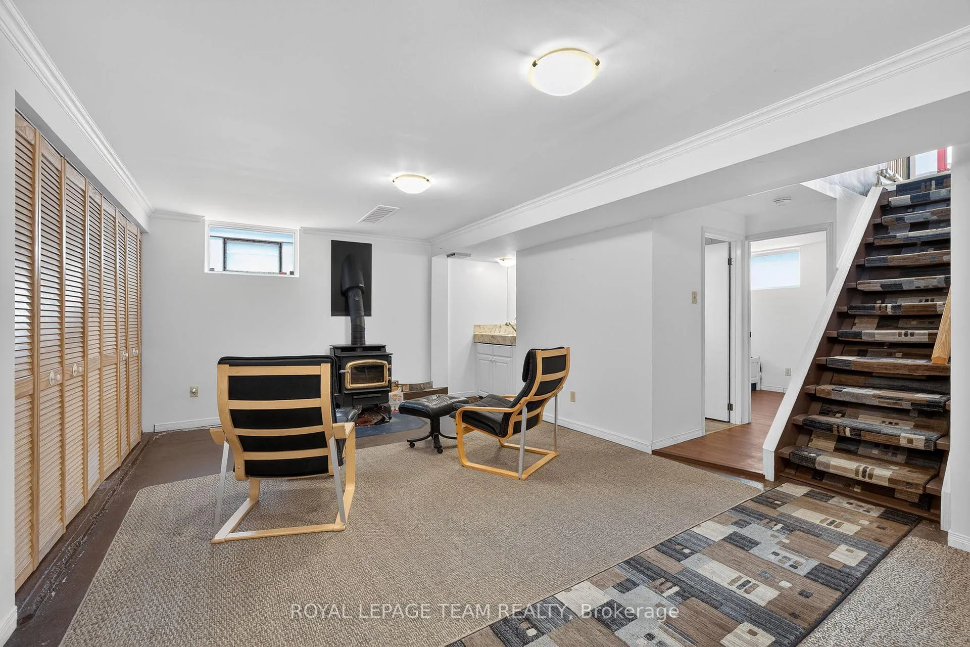 Photo 29 of 15 Donna Street, Ottawa, Meadowlands/Crestview — HOMEH