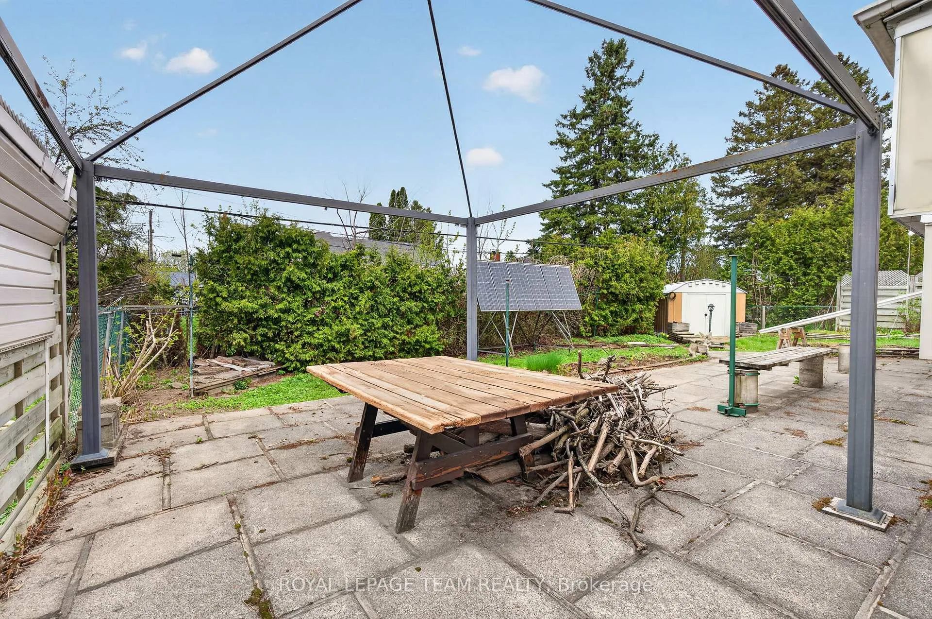 Photo 45 of 15 Donna Street, Ottawa, Meadowlands/Crestview — HOMEH