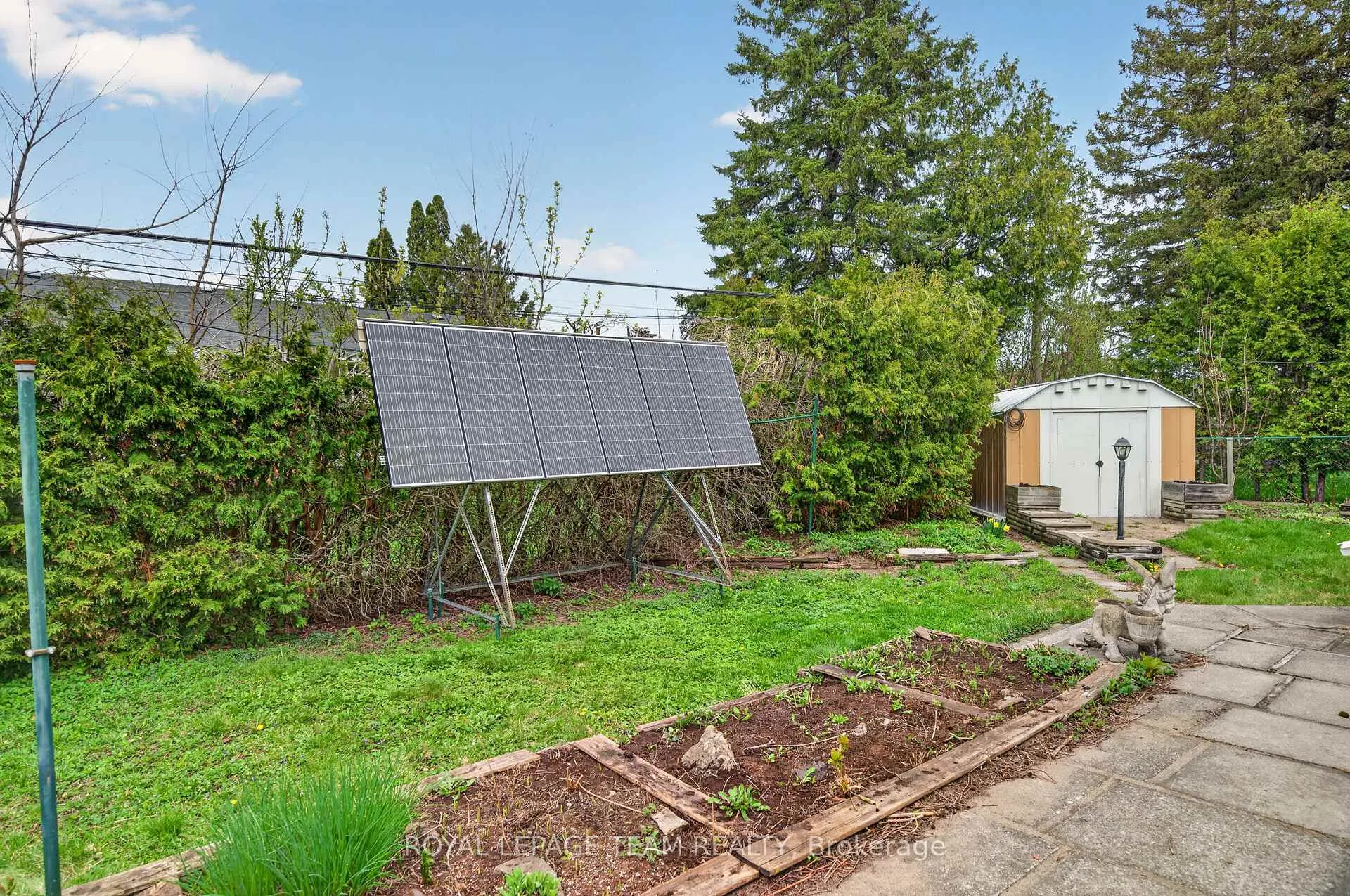 Photo 47 of 15 Donna Street, Ottawa, Meadowlands/Crestview — HOMEH
