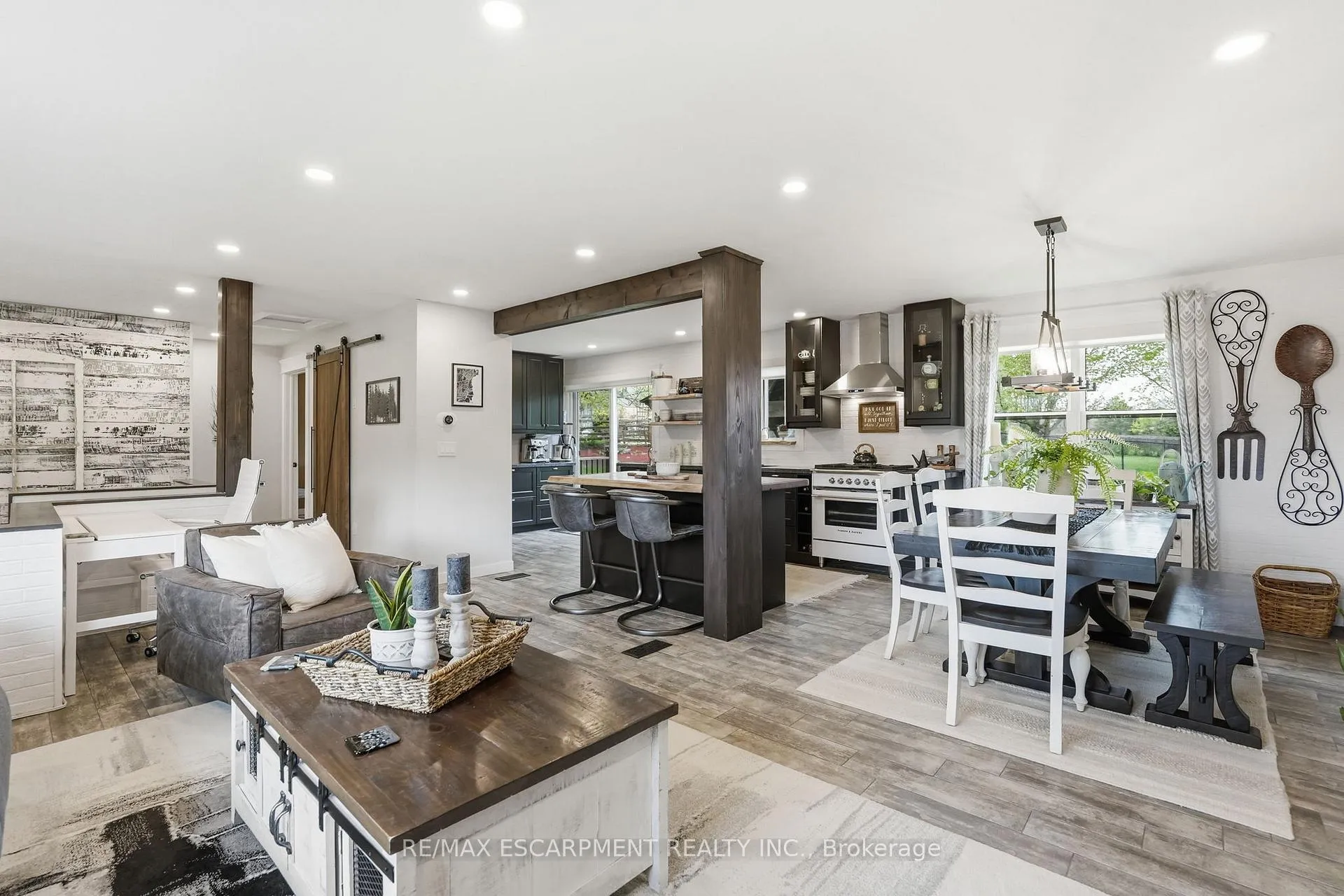 Photo 9 of 577 Harvest Road, Hamilton, Greensville — HOMEH