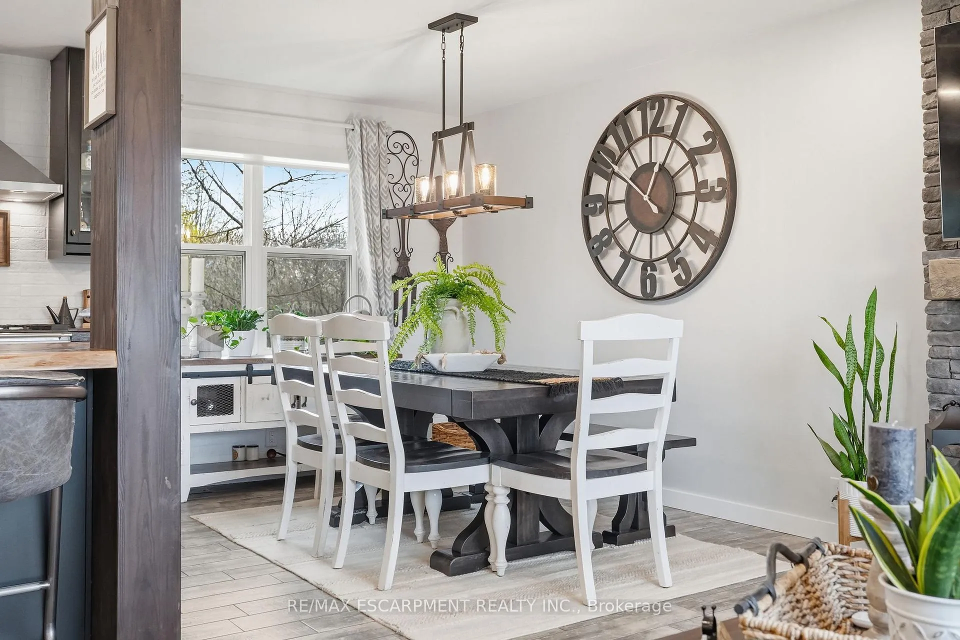 Photo 10 of 577 Harvest Road, Hamilton, Greensville — HOMEH