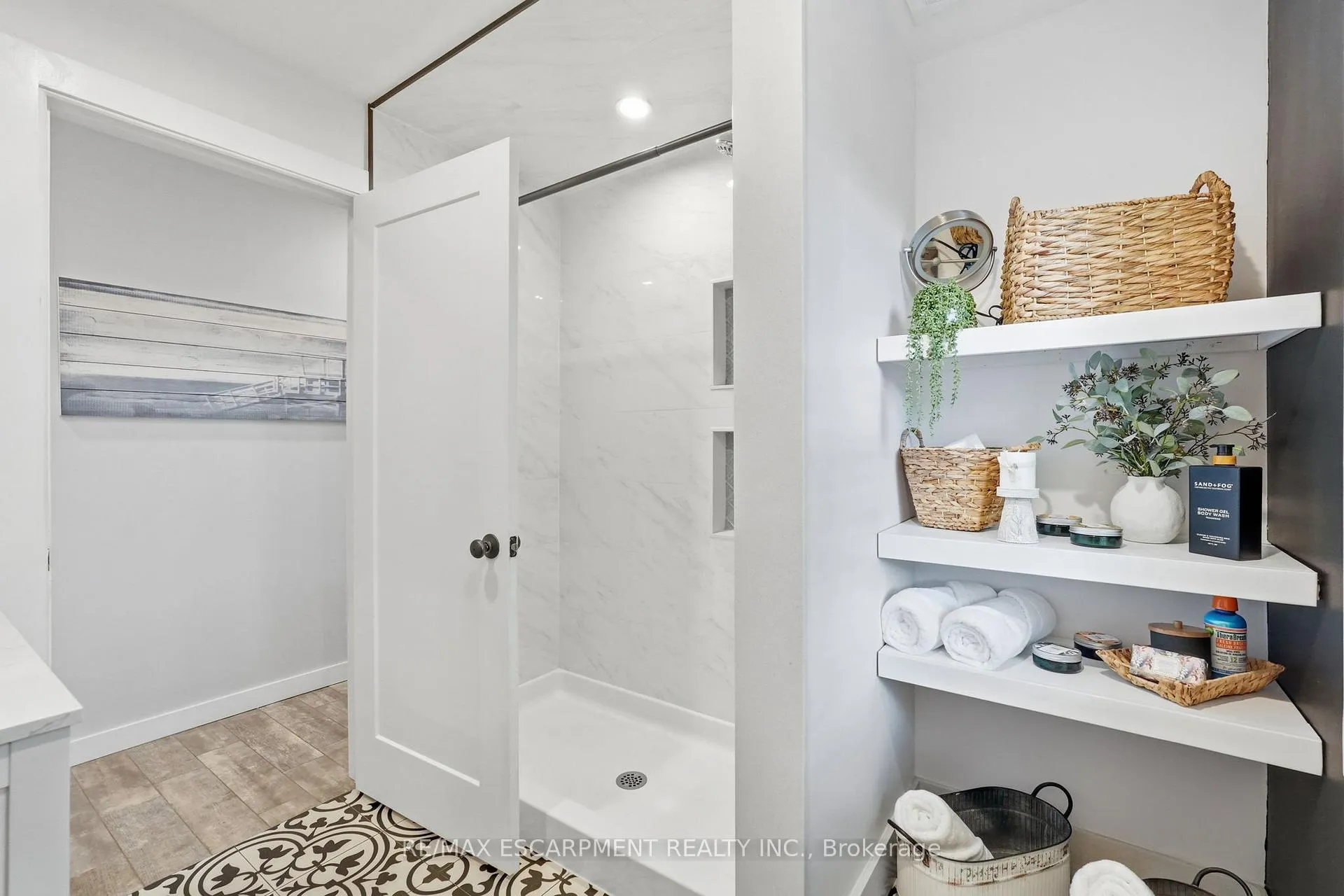 Photo 24 of 577 Harvest Road, Hamilton, Greensville — HOMEH