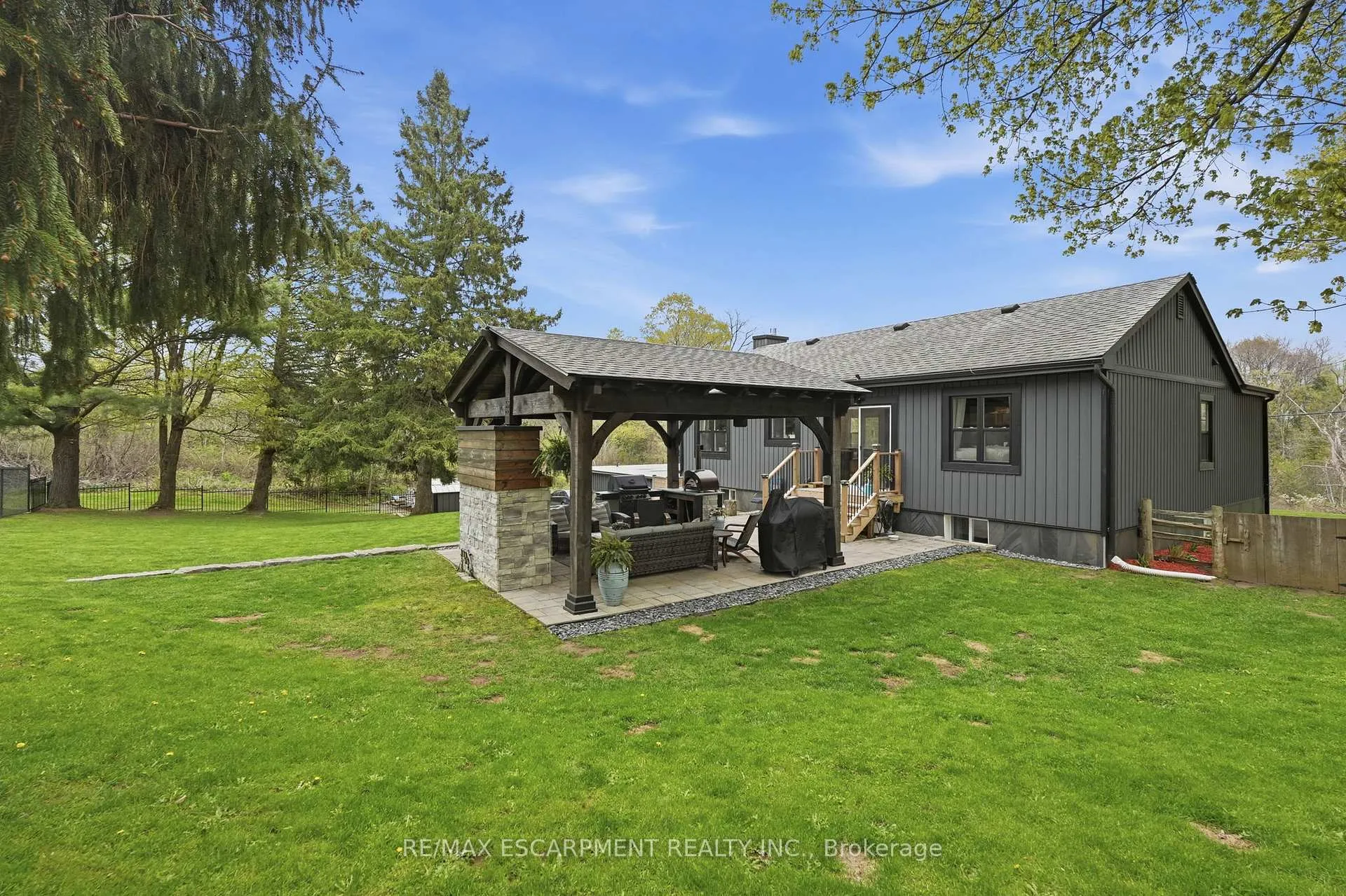 Photo 40 of 577 Harvest Road, Hamilton, Greensville — HOMEH