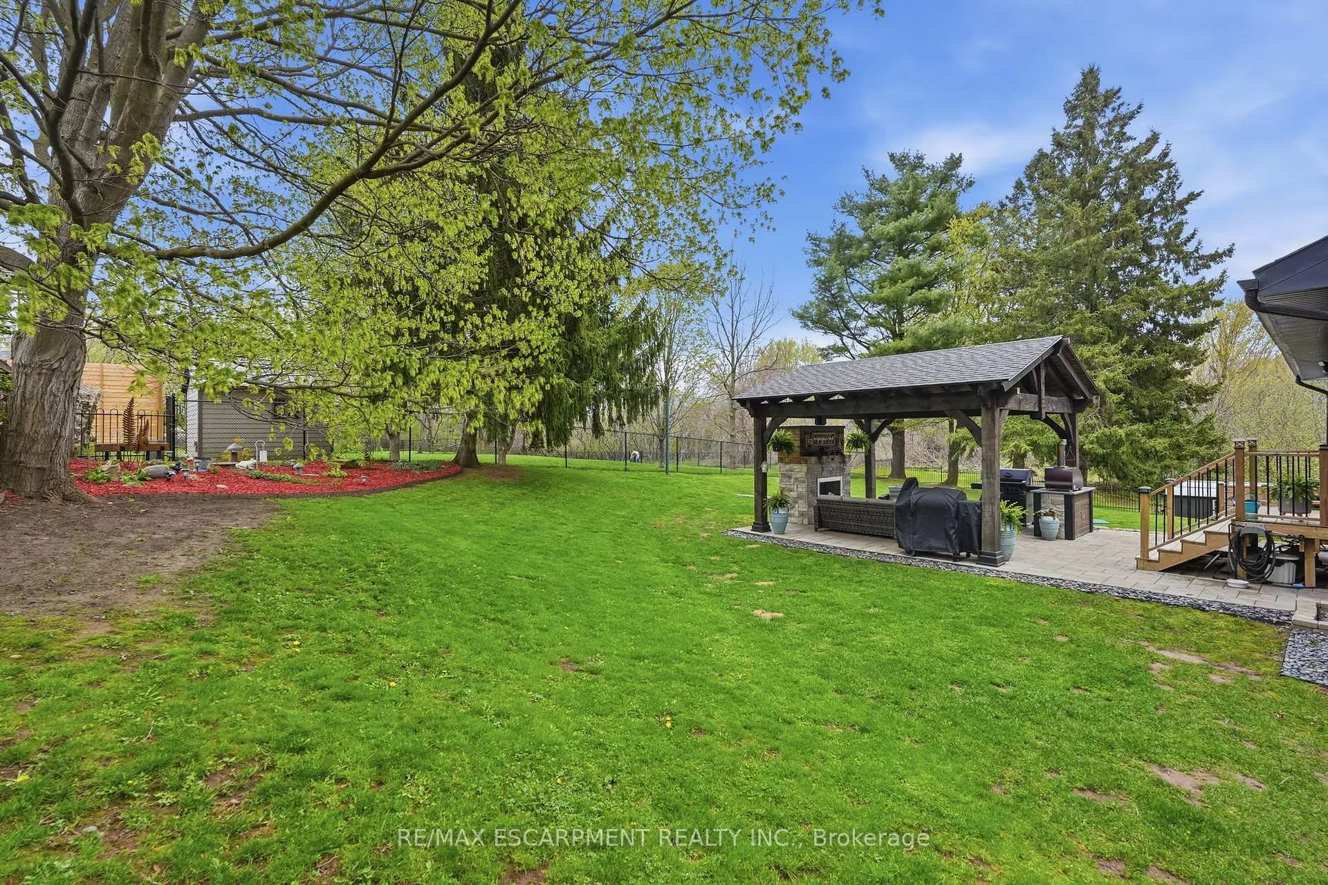 Photo 41 of 577 Harvest Road, Hamilton, Greensville — HOMEH