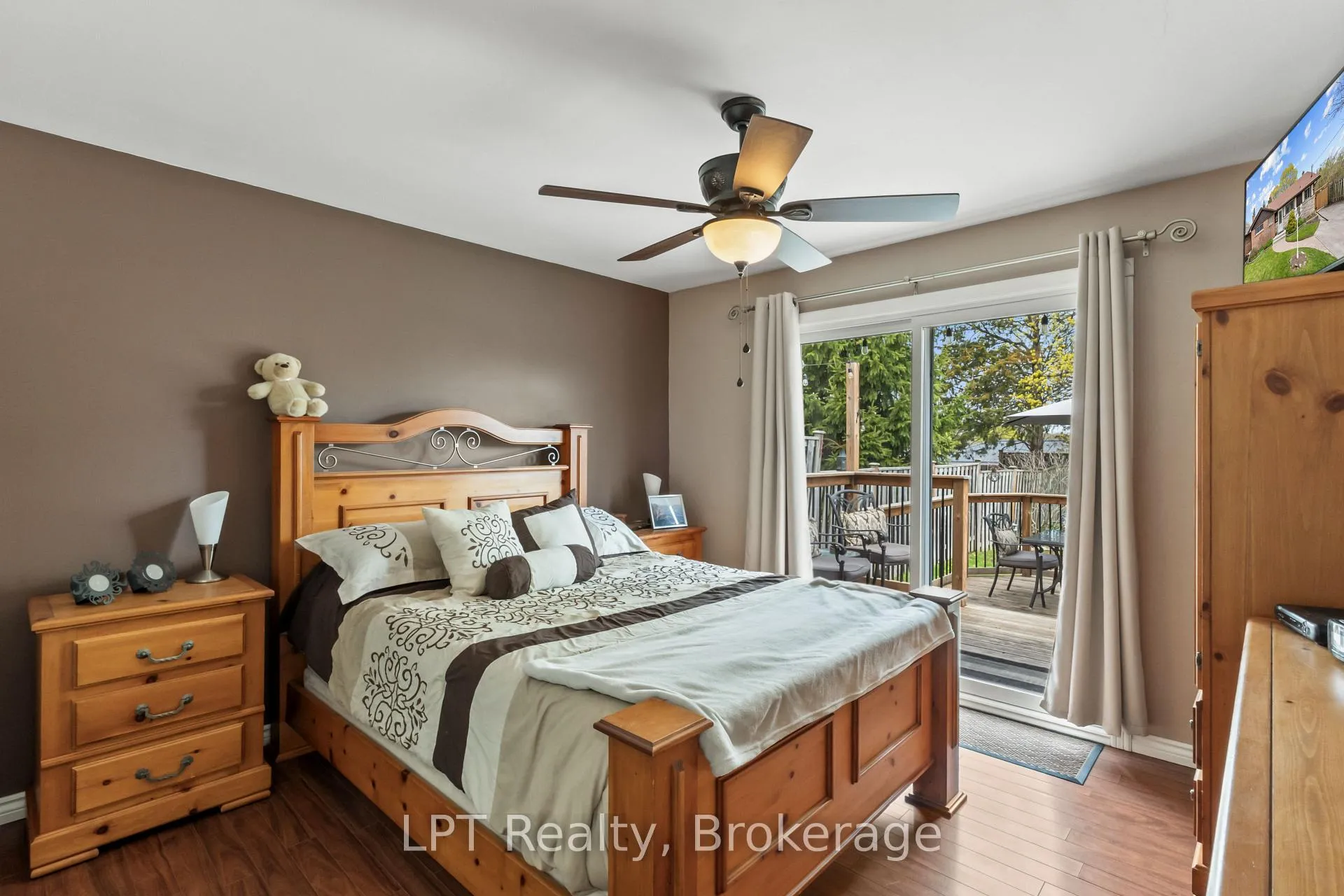 Photo 21 of 519 Rosmere Street, Oshawa, McLaughlin — HOMEH