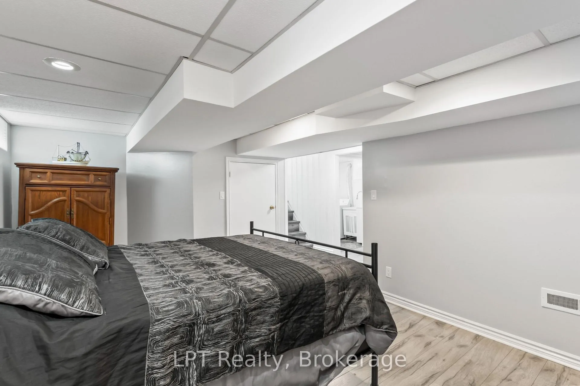 Photo 25 of 519 Rosmere Street, Oshawa, McLaughlin — HOMEH
