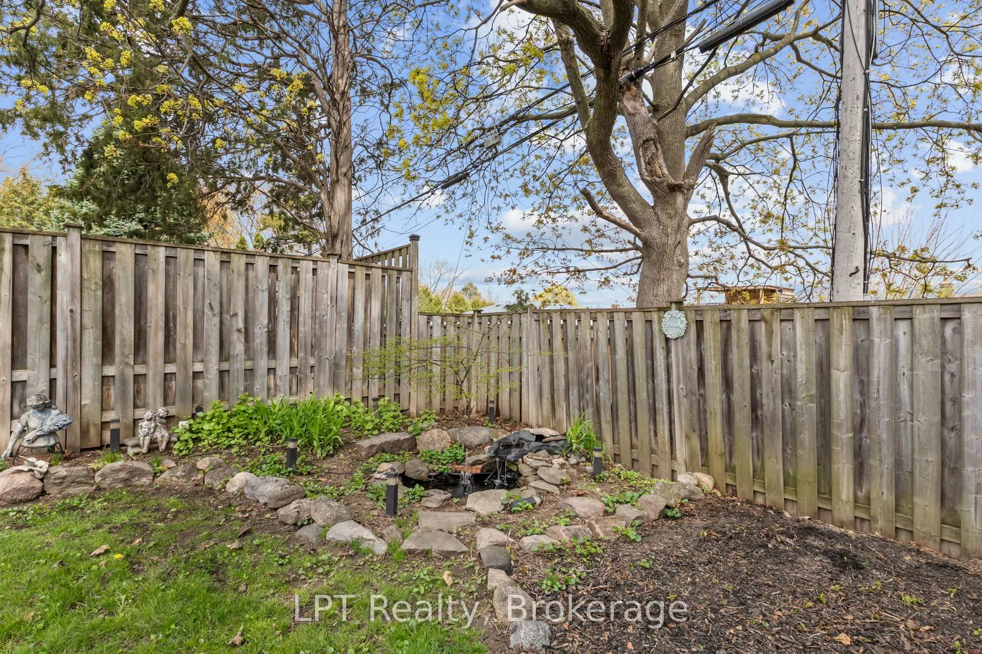 Photo 45 of 519 Rosmere Street, Oshawa, McLaughlin — HOMEH