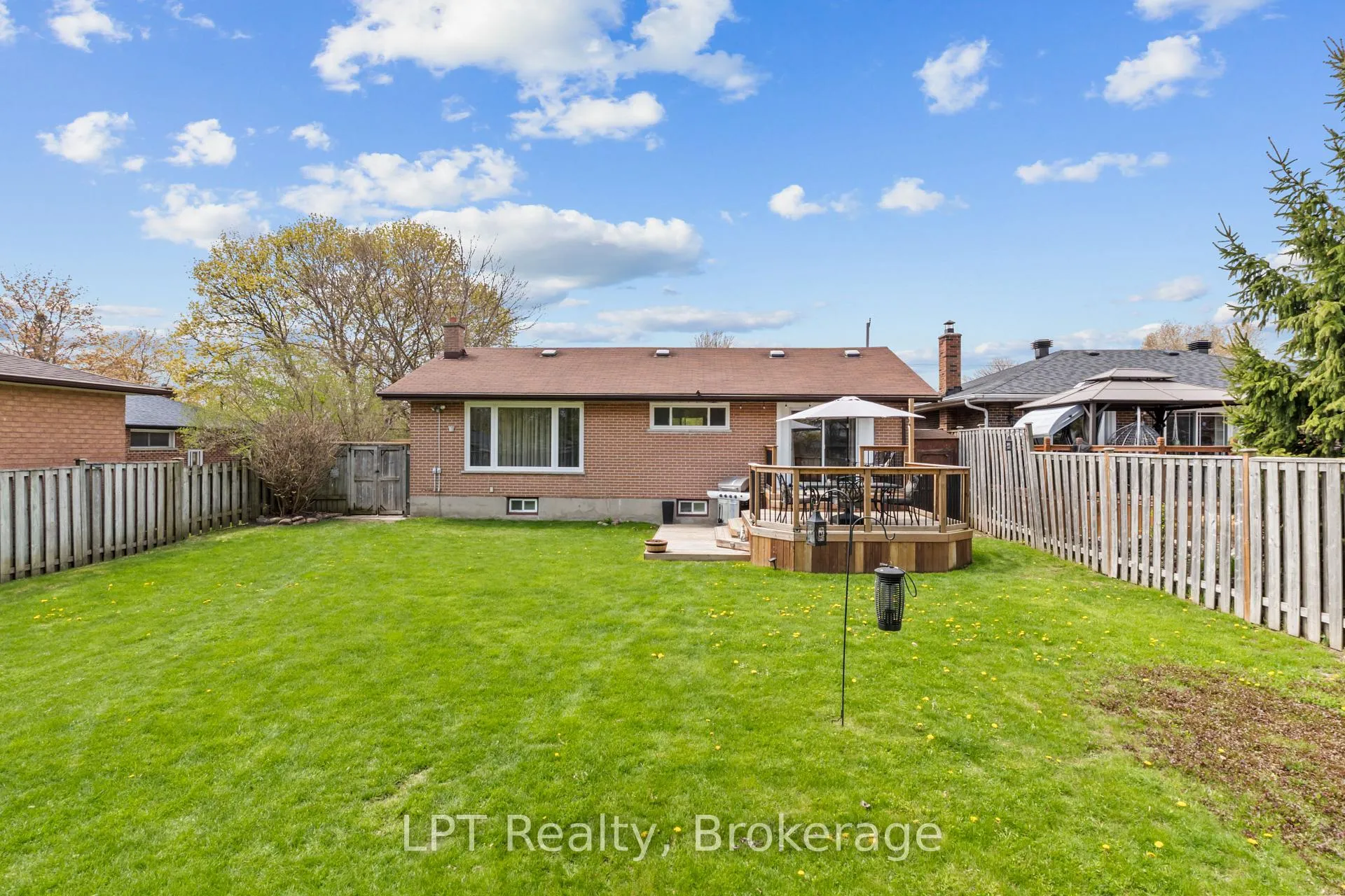 Photo 46 of 519 Rosmere Street, Oshawa, McLaughlin — HOMEH