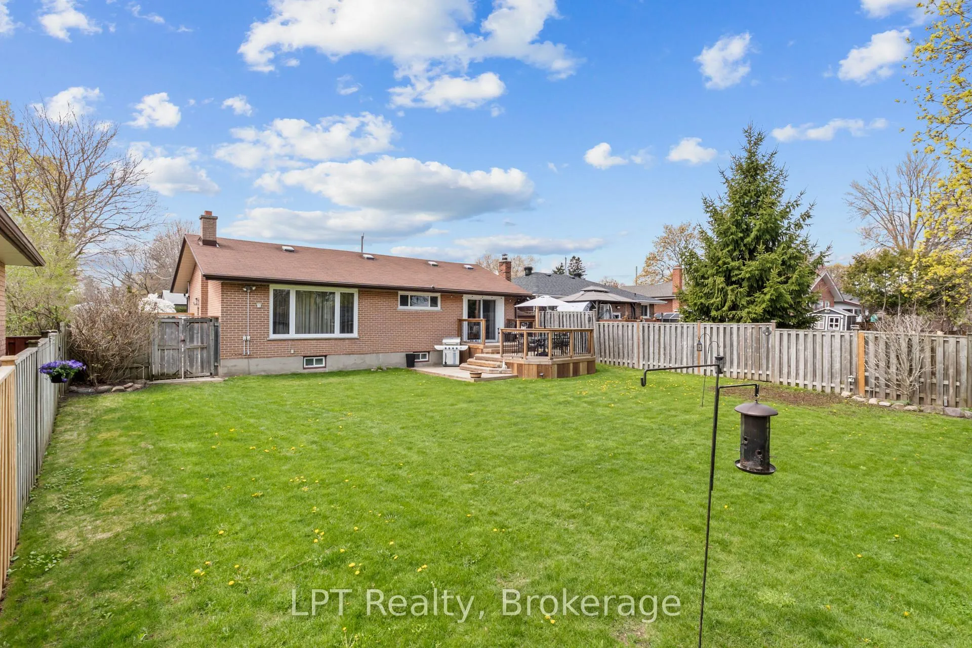 Photo 47 of 519 Rosmere Street, Oshawa, McLaughlin — HOMEH